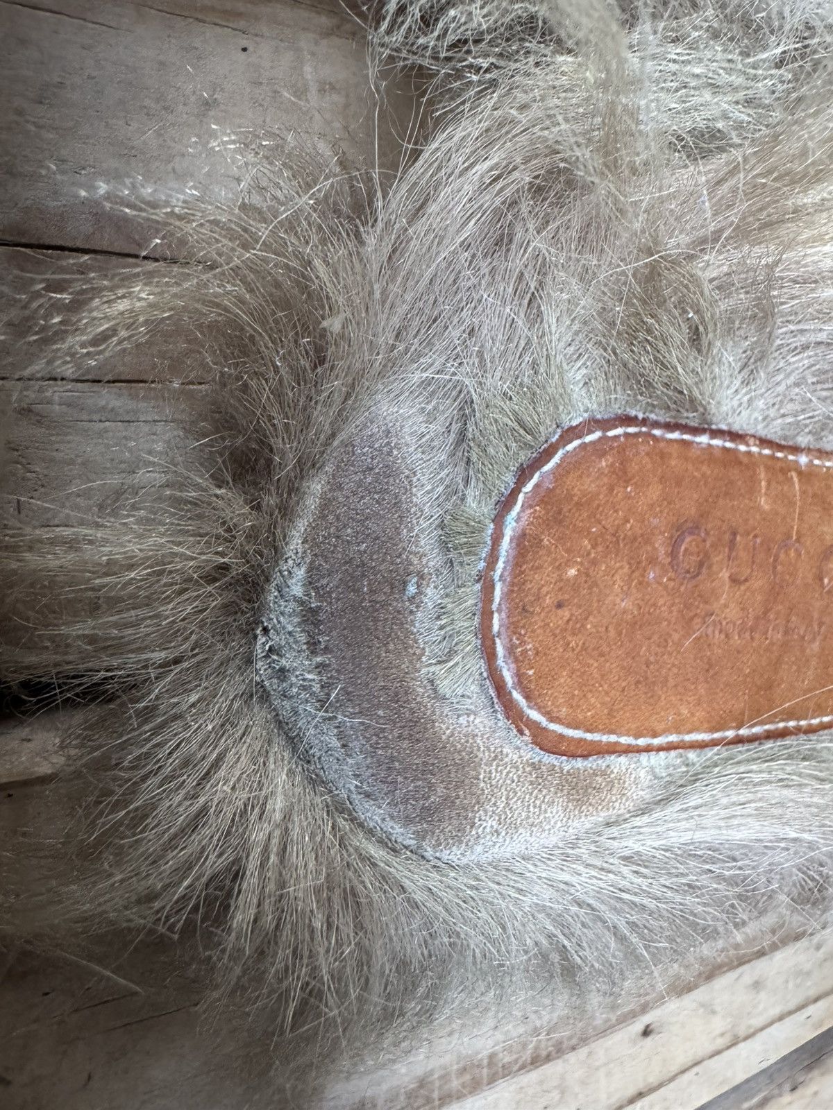 Gucci Gucci shearling Fur pink women’s Mules sz EUR 36.5 US 6.5 Size US 6.5 / IT 36.5 - 10 Thumbnail