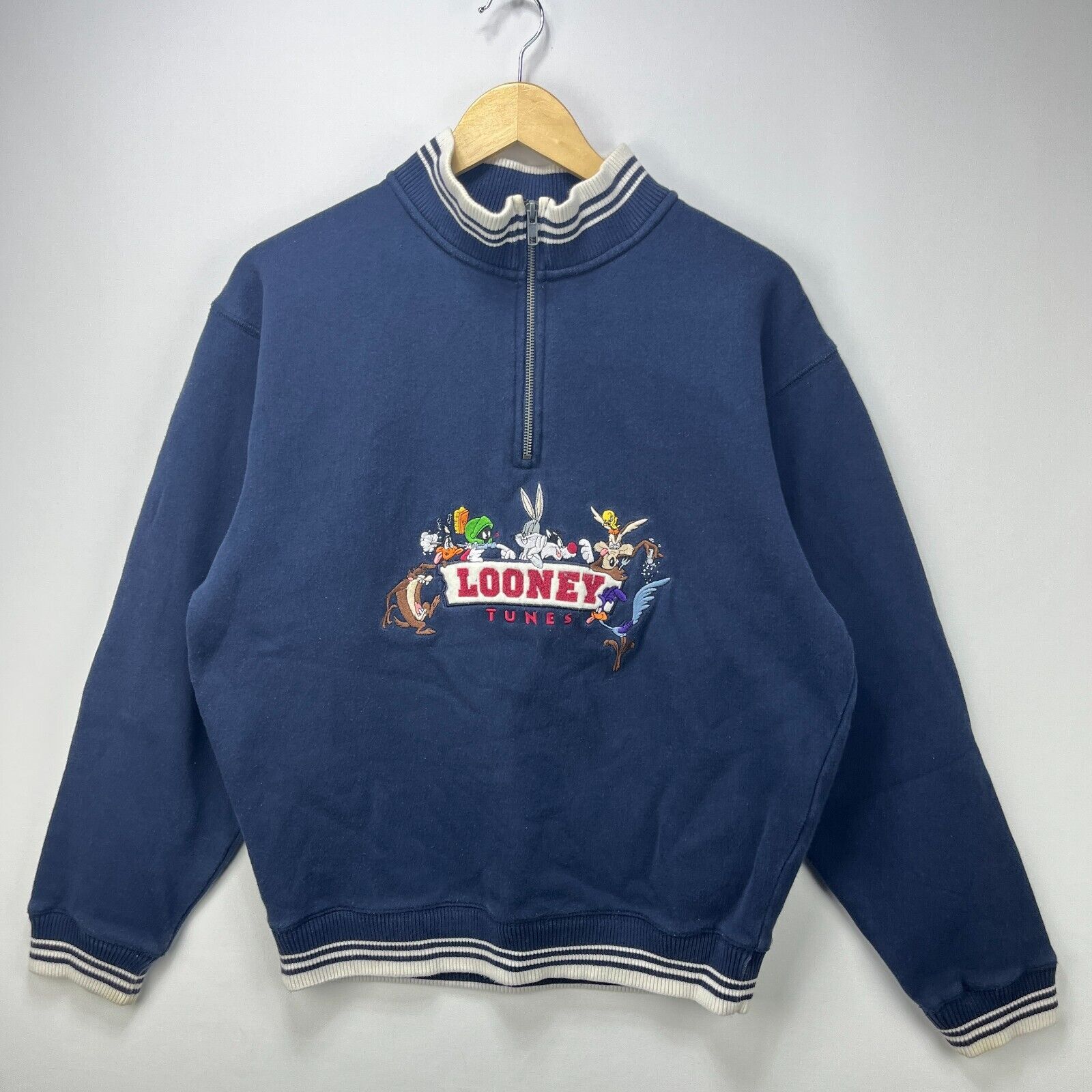 Vintage Vintage 90s Looney Tunes Bugs Bunny Sweatshirt Small Size US S / EU 44-46 / 1 - 1 Thumbnail