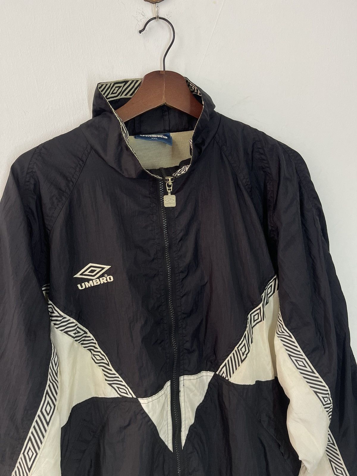 Umbro VINTAGE UMBRO WINDBREAKER OUTDOOR Size US XXL / EU 58 / 5 - 2 Thumbnail