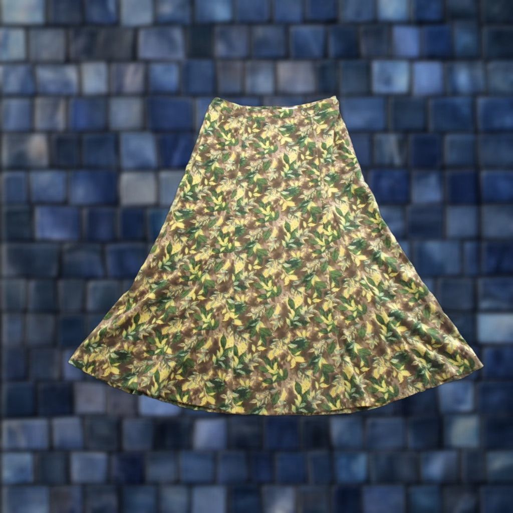 Vintage VINTAGE Christopher & Banks Skirt Green Floral A-Line Midi Unlined Stretch Boho Casual Womens M Green Floral Hippie 90s? Size 32" / US 10 / IT 46 - 1 Thumbnail