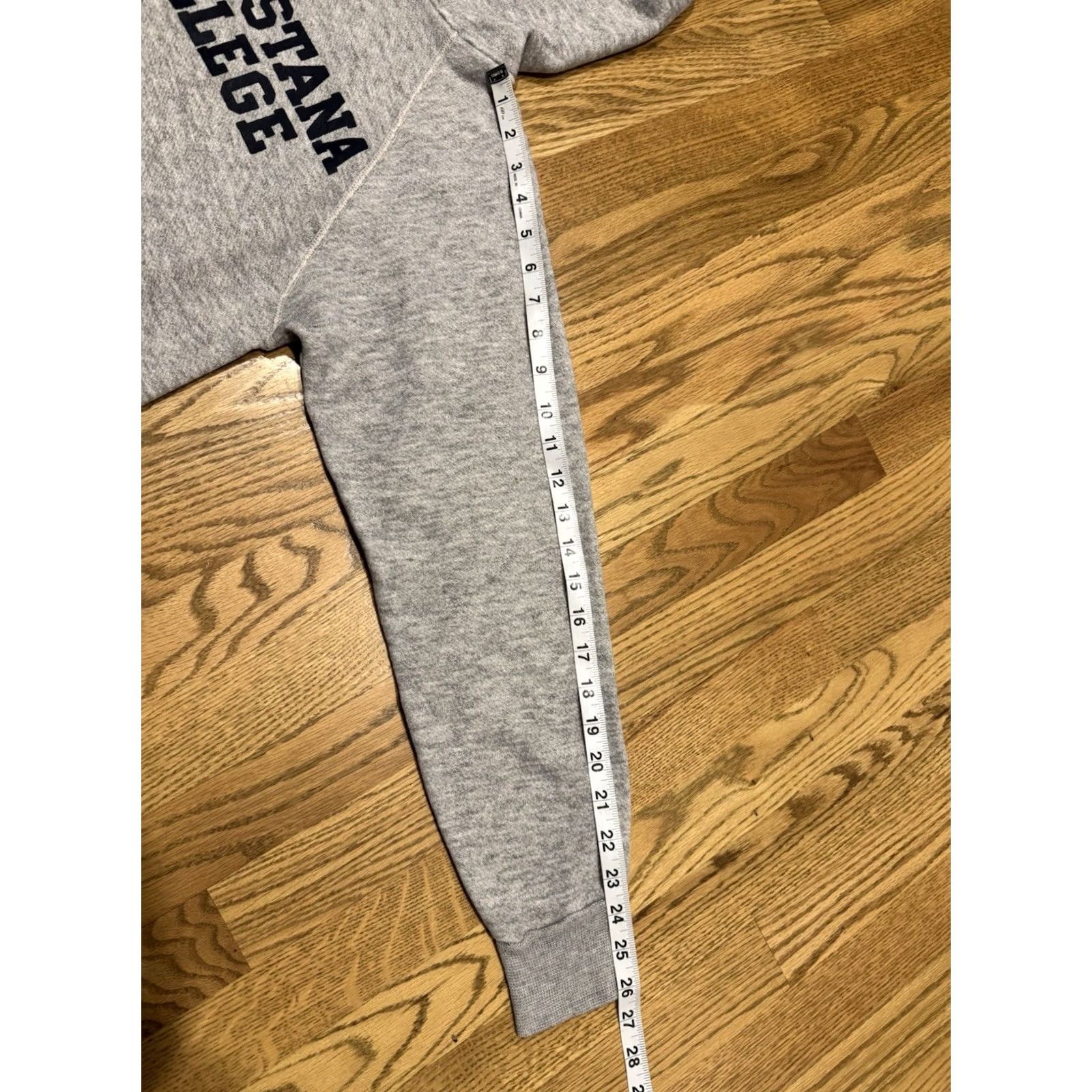 Vintage VINTAGE Augustana College Hoodie Sweatshirt Men’s Small Pullover Gray 80s 90s College University Cotton Blend Polyester Sweatshirt Mens Small Size US S / EU 44-46 / 1 - 6 Thumbnail