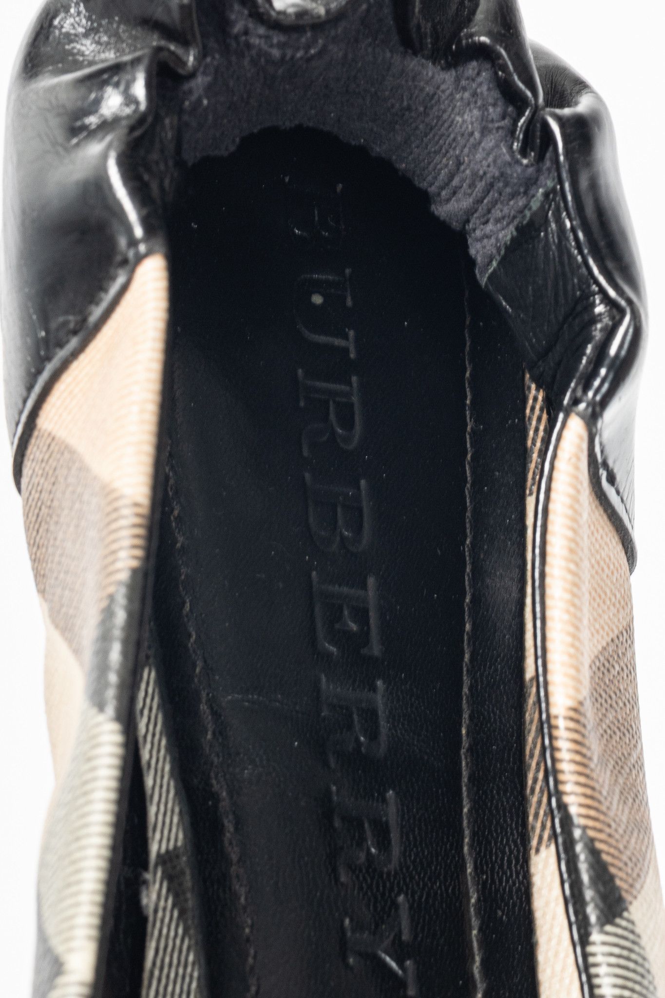 Burberry Burberry Nova Check Coated Canvas/Patent Leather Flats Size US 6 / IT 36 - 9 Thumbnail