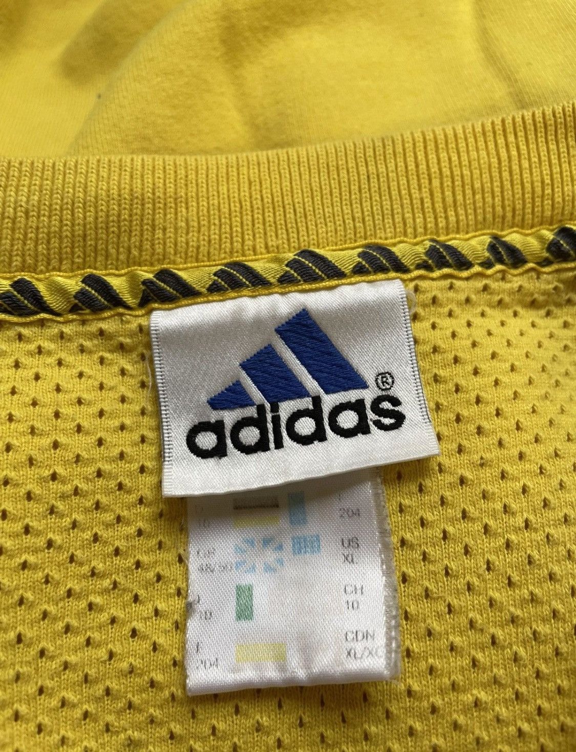 Adidas Adidas Vintage Yellow Big Logo Sweatshirt X Large Size US XL / EU 56 / 4 - 3 Thumbnail