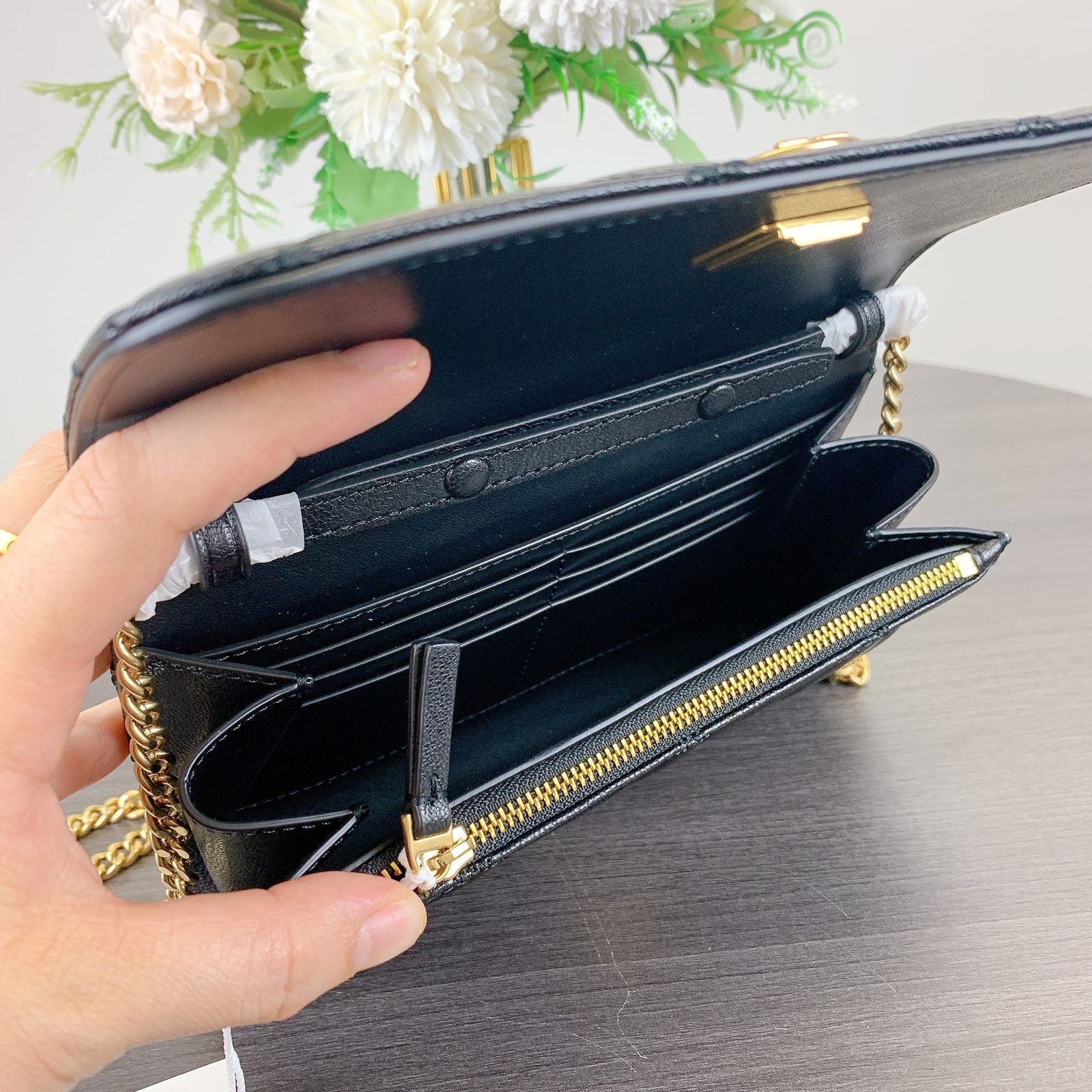 Tory Burch Tory Burch 164055 WILLA CHAIN WALLET IN BLACK Size ONE SIZE - 6 Thumbnail