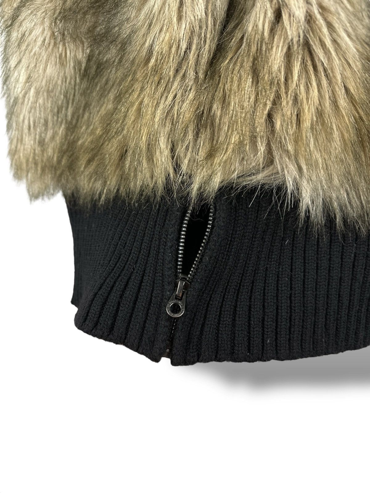 Juicy Couture Vintage Y2K Juicy Couture Faux Fur Vest Women’s Size L Size L / US 10 / IT 46 - 4 Thumbnail