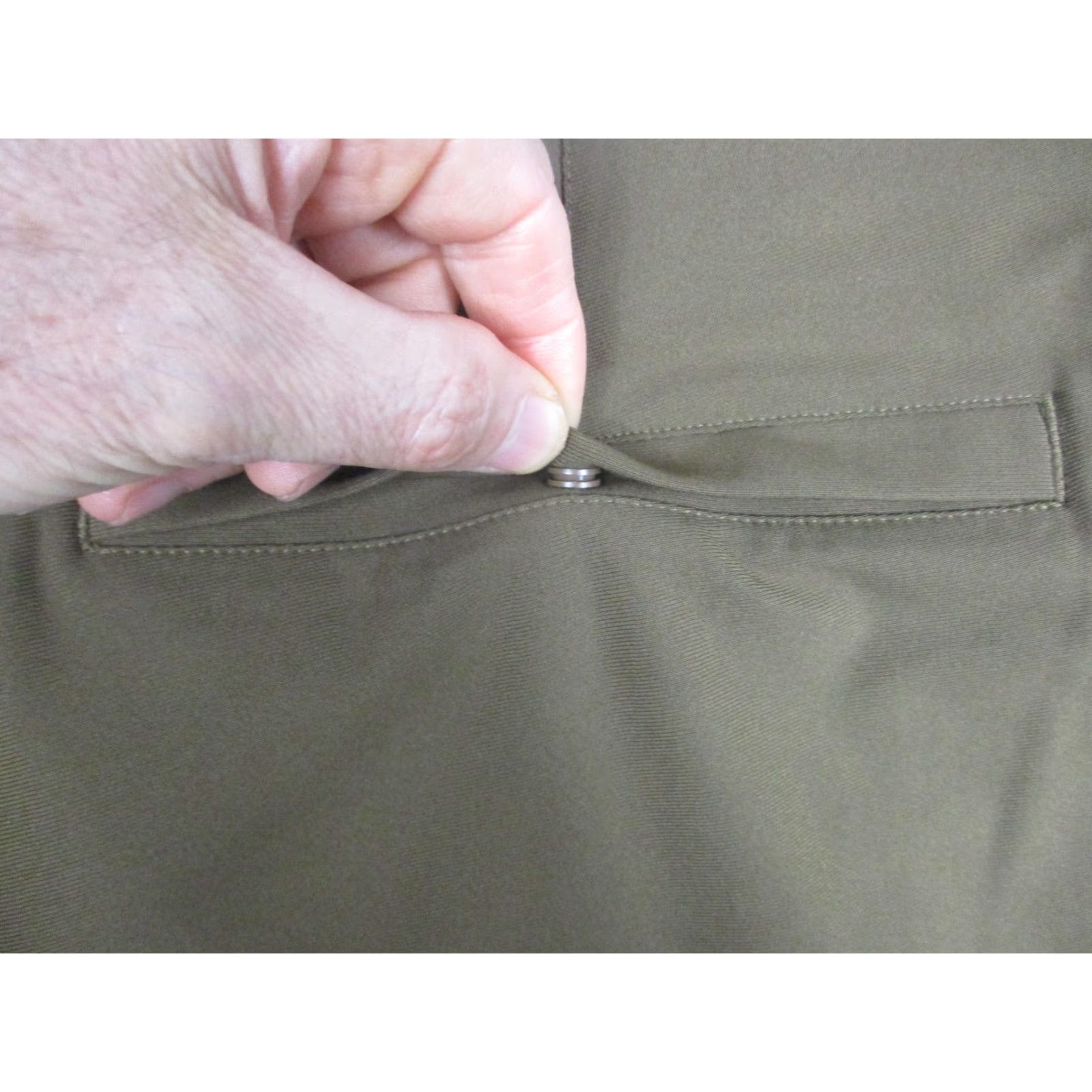 Lululemon Lululemon Mens Pants Slim Tapered Flat Front Chino Green 40 Regular Inseam 30 Pockets Button Logo Size US 40 / EU 56 - 6 Thumbnail