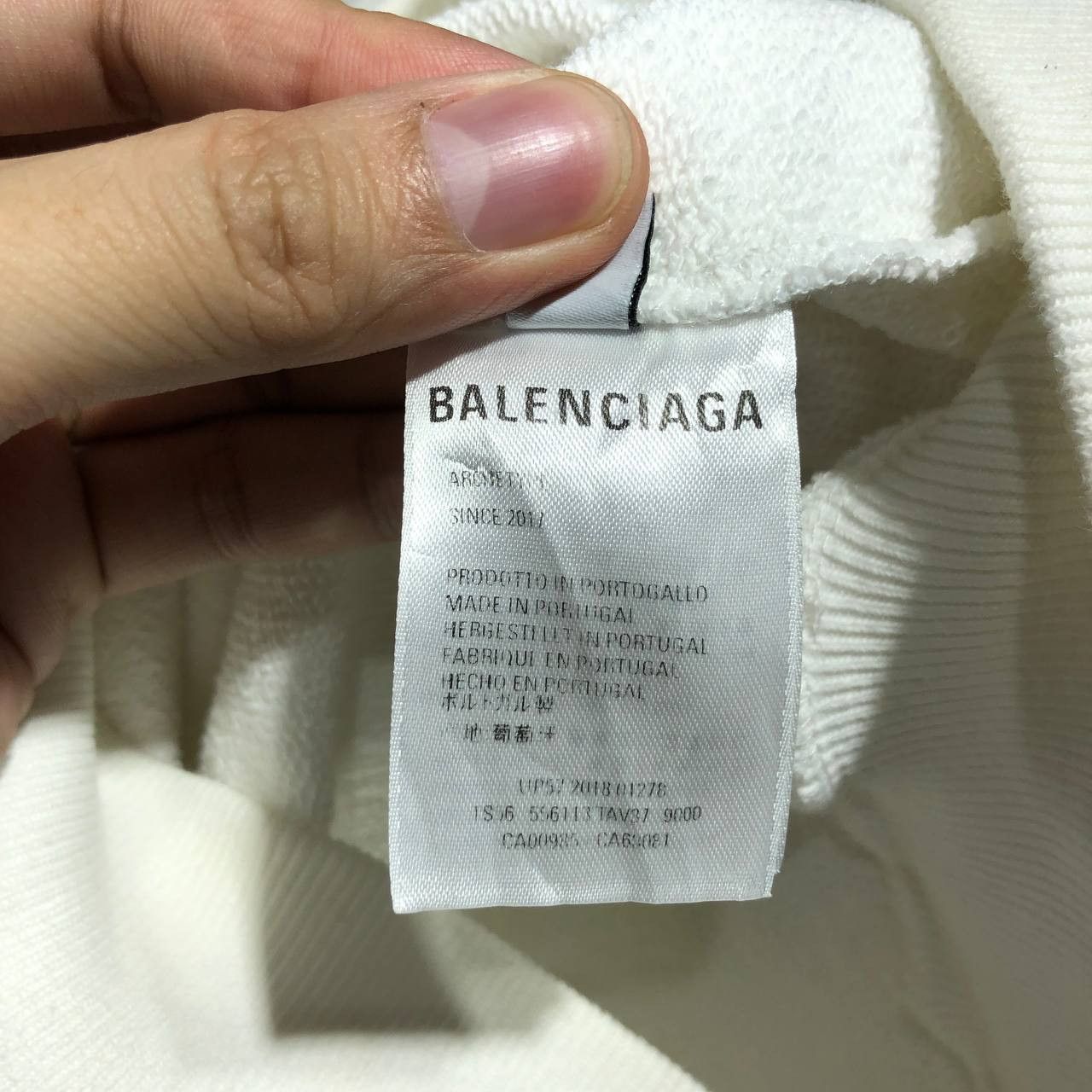 Balenciaga Balenciaga Spell out logo hoodie Size US M / EU 48-50 / 2 - 11 Thumbnail
