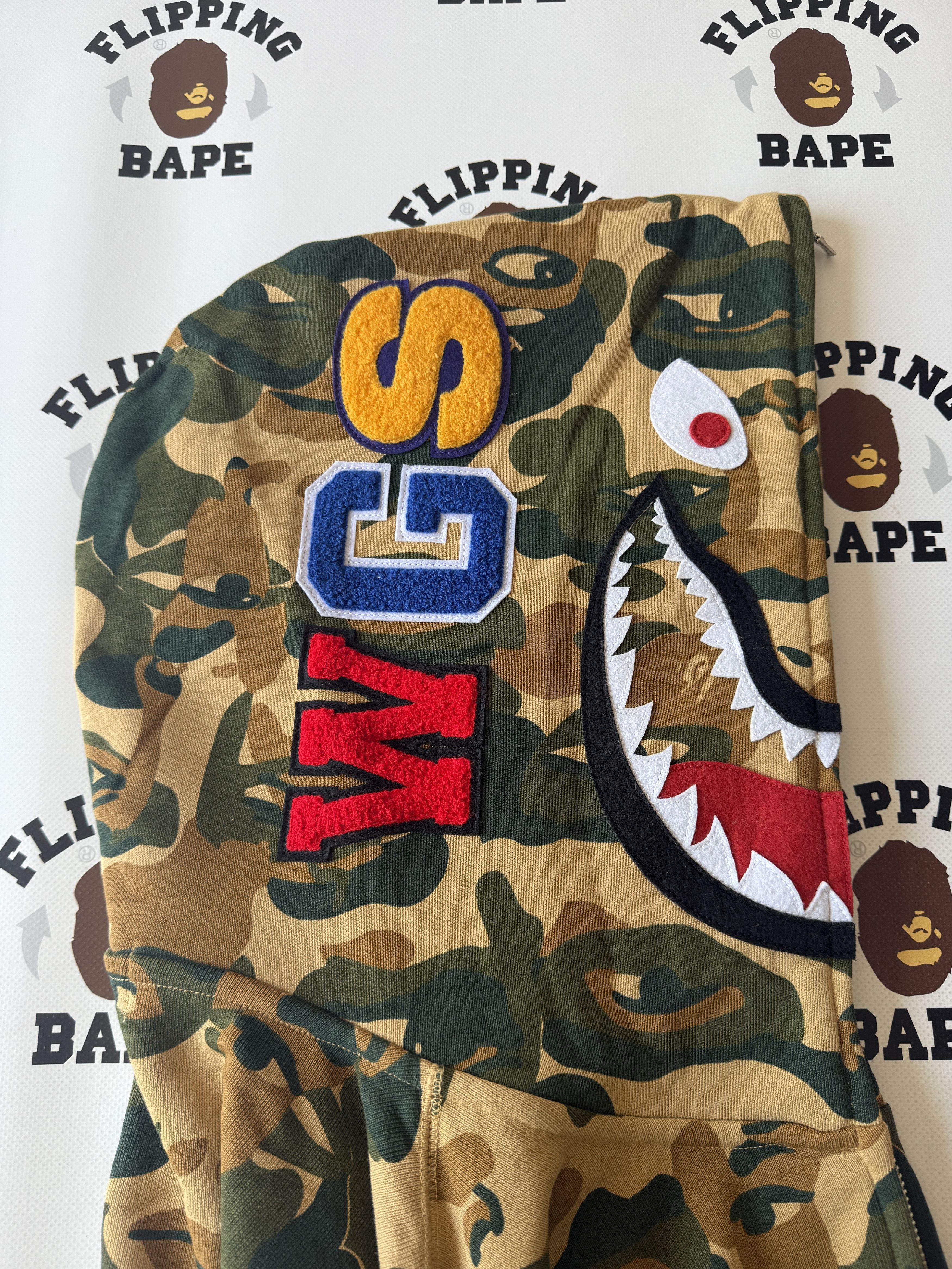 Bape × KidSuper BAPE X KIDSUPER CAMO SHARK FULL ZIP HOODIE Size US XL / EU 56 / 4 - 4 Thumbnail