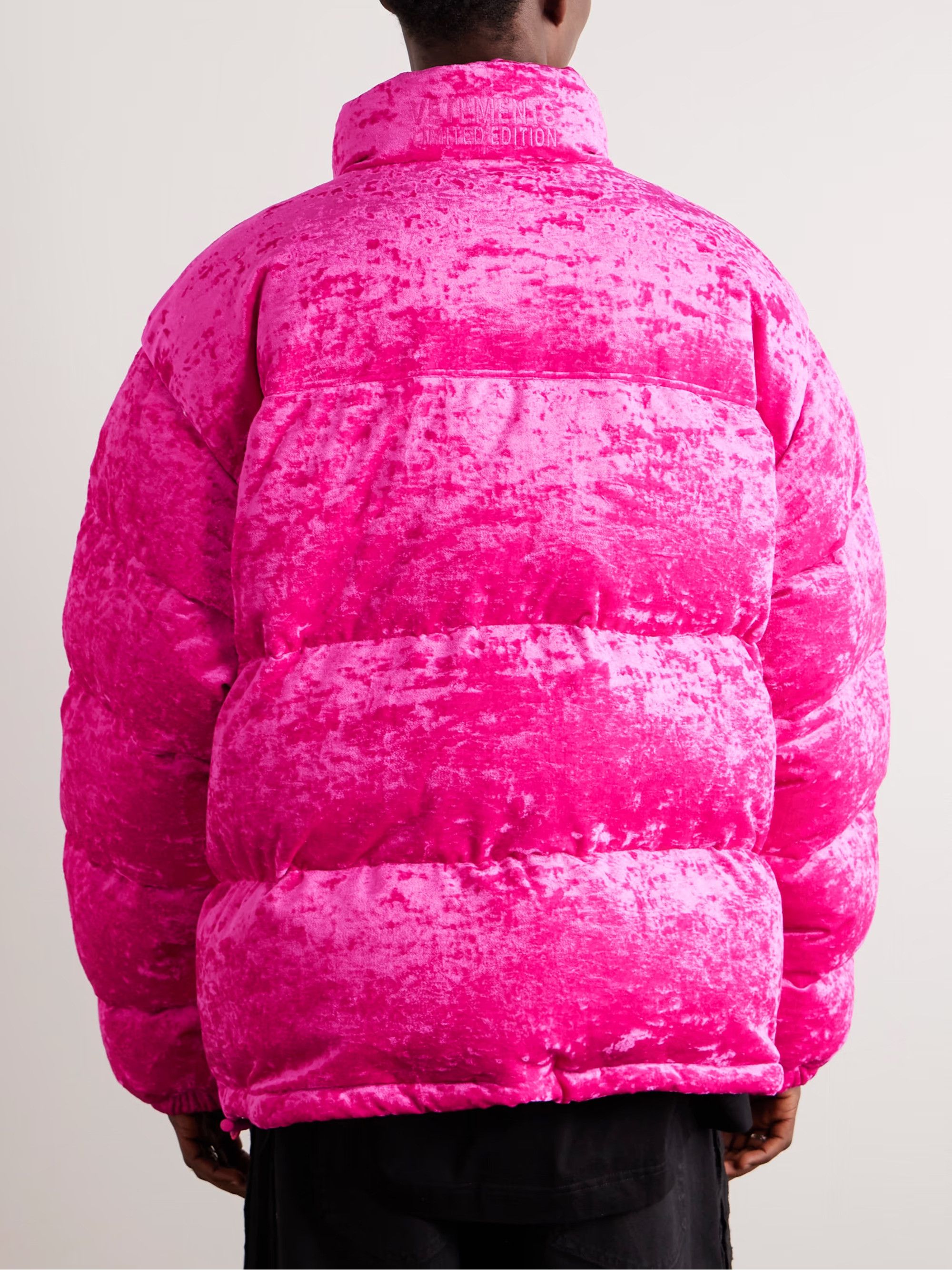 Vetements RARE Pink Crushed Velvet Down Padded Puffer Jacket FW22 Size US M / EU 48-50 / 2 - 19 Thumbnail