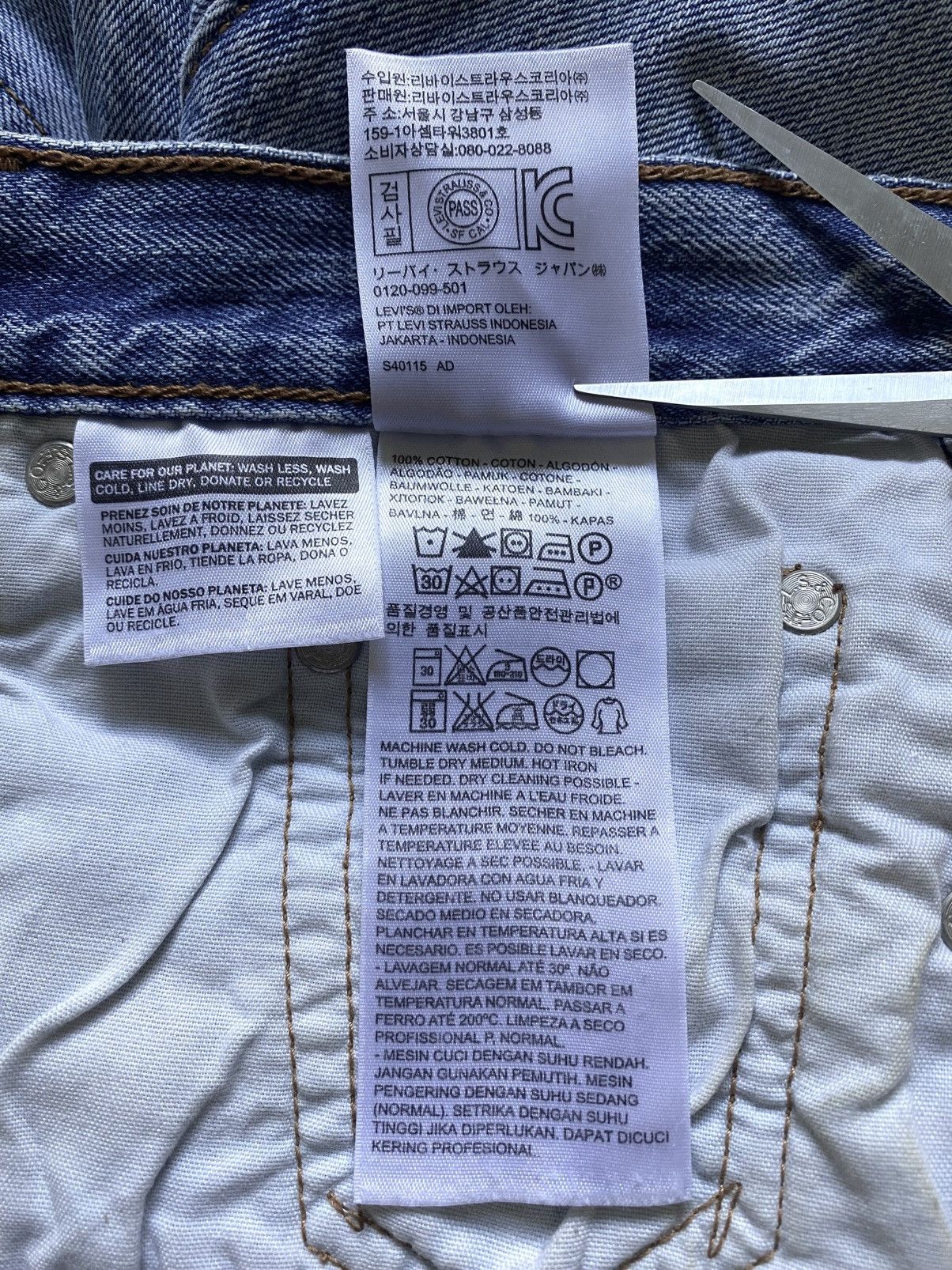Levi's Vintage Clothing Levi’s Customized Tapered 501 CT Torn Distressed Jeans Denim Size 26" / US 2 / IT 38 - 13 Thumbnail