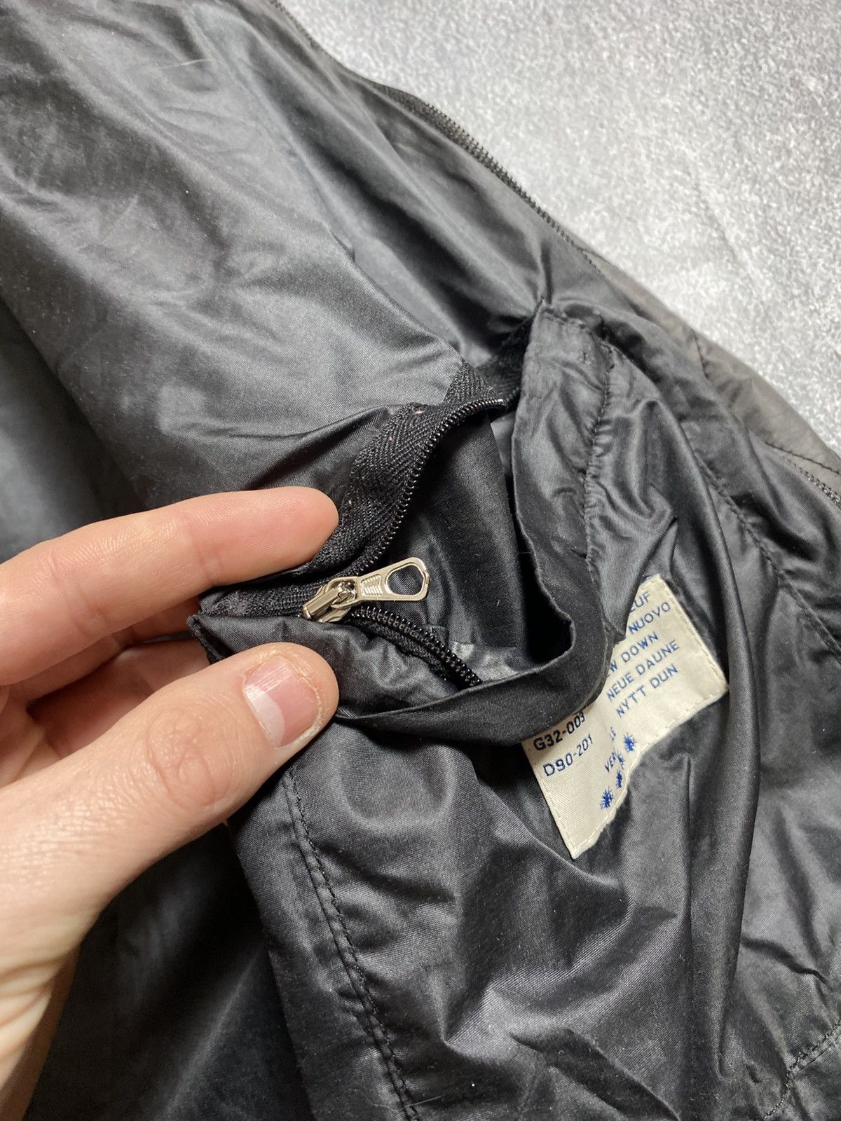 Moncler Moncler quilted jacket vintage 2000x size M Size M / US 6-8 / IT 42-44 - 10 Thumbnail