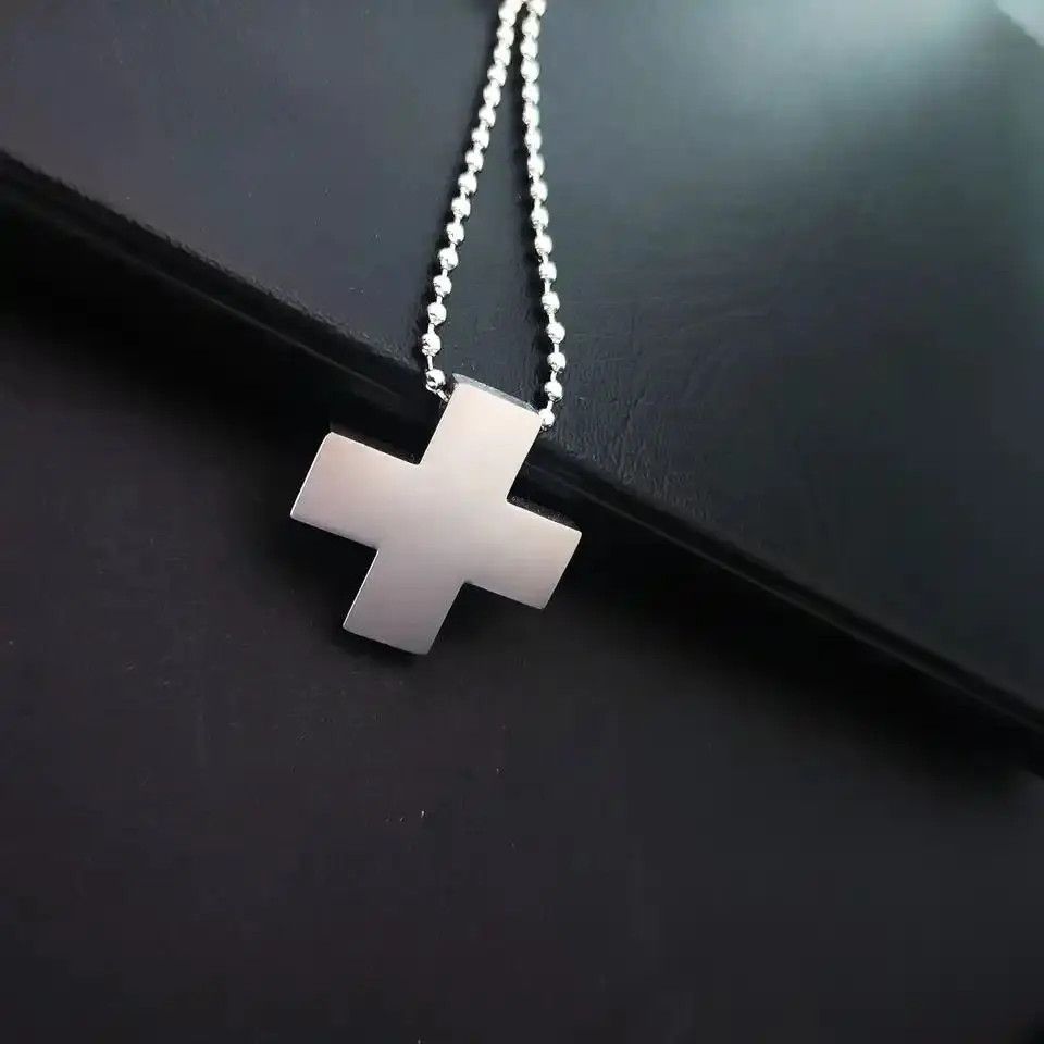 Jewelry Stainless Steel Cross Pendant Necklace Size ONE SIZE - 2 Thumbnail