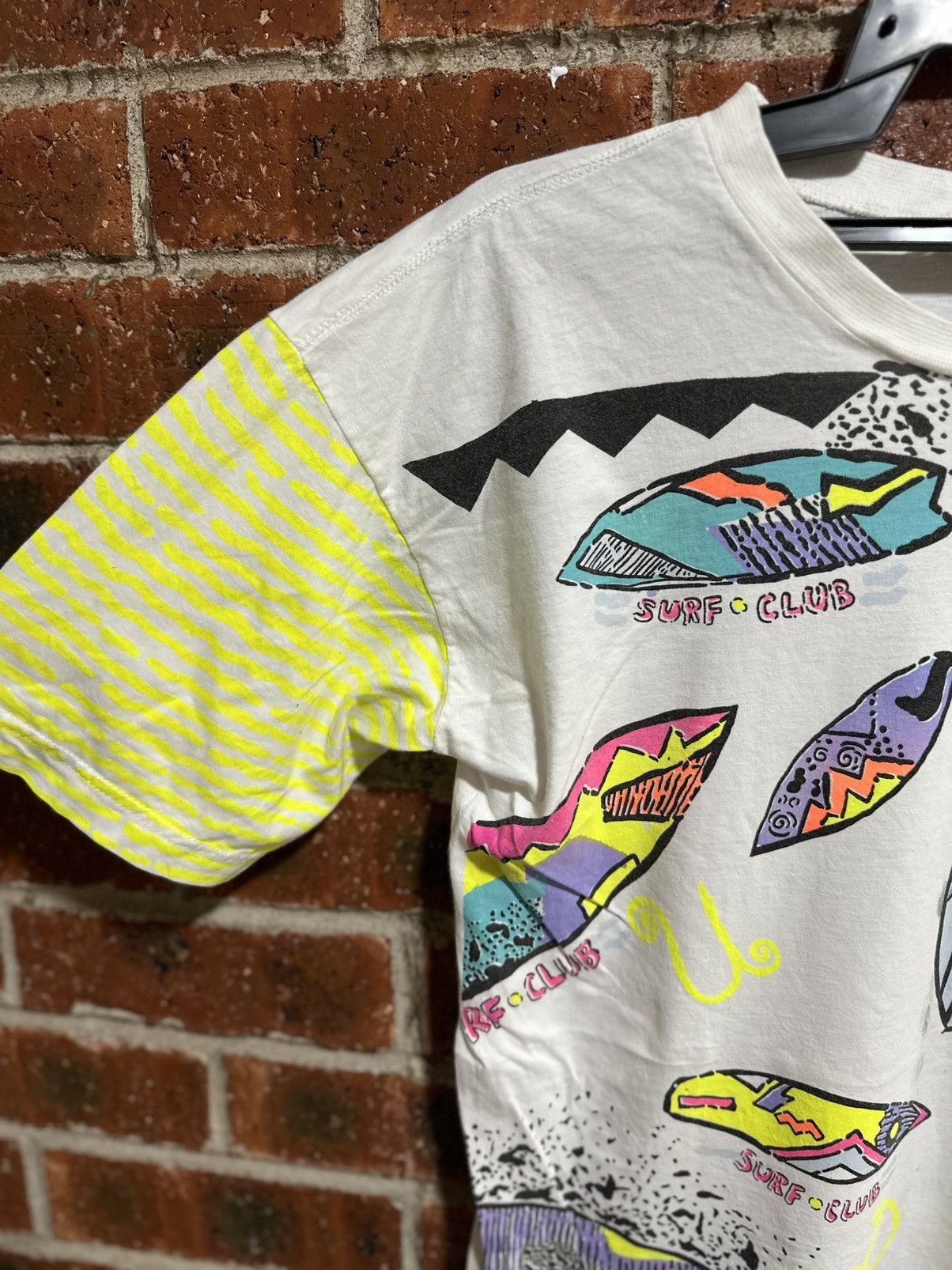 Vintage Thrashed Vintage Surf Club Full Print Distressed Grunge Tee Size US L / EU 52-54 / 3 - 7 Thumbnail