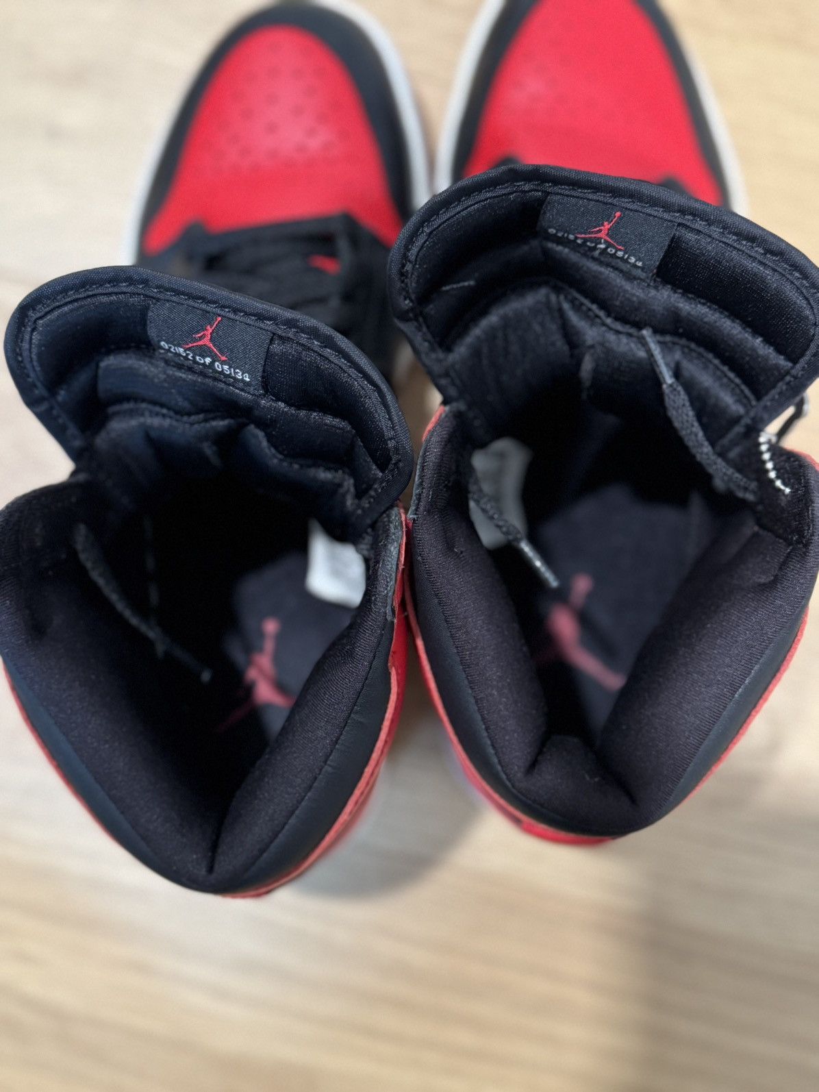 Jordan Brand × Nike Jordan I Black/Varsity Red Bred size 9. VNDS Size US 9 / EU 42 - 14 Thumbnail