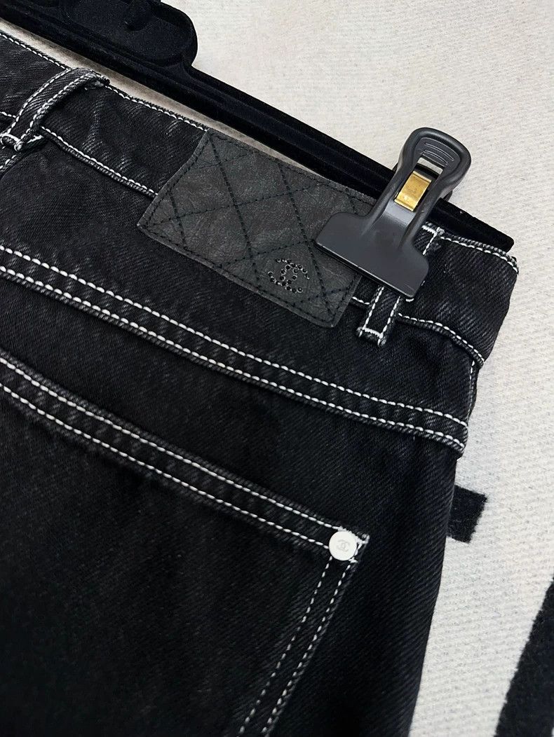Chanel Chanel 23b black outer seam white edge cartoon jeans Size 25" / US 0 / IT 36 - 6 Thumbnail