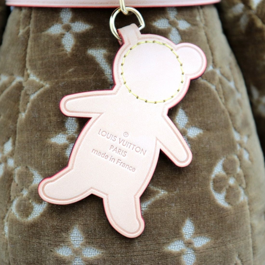 Louis Vuitton Louis Vuitton Monogram Velour Teddy Bear Size ONE SIZE - 7 Thumbnail