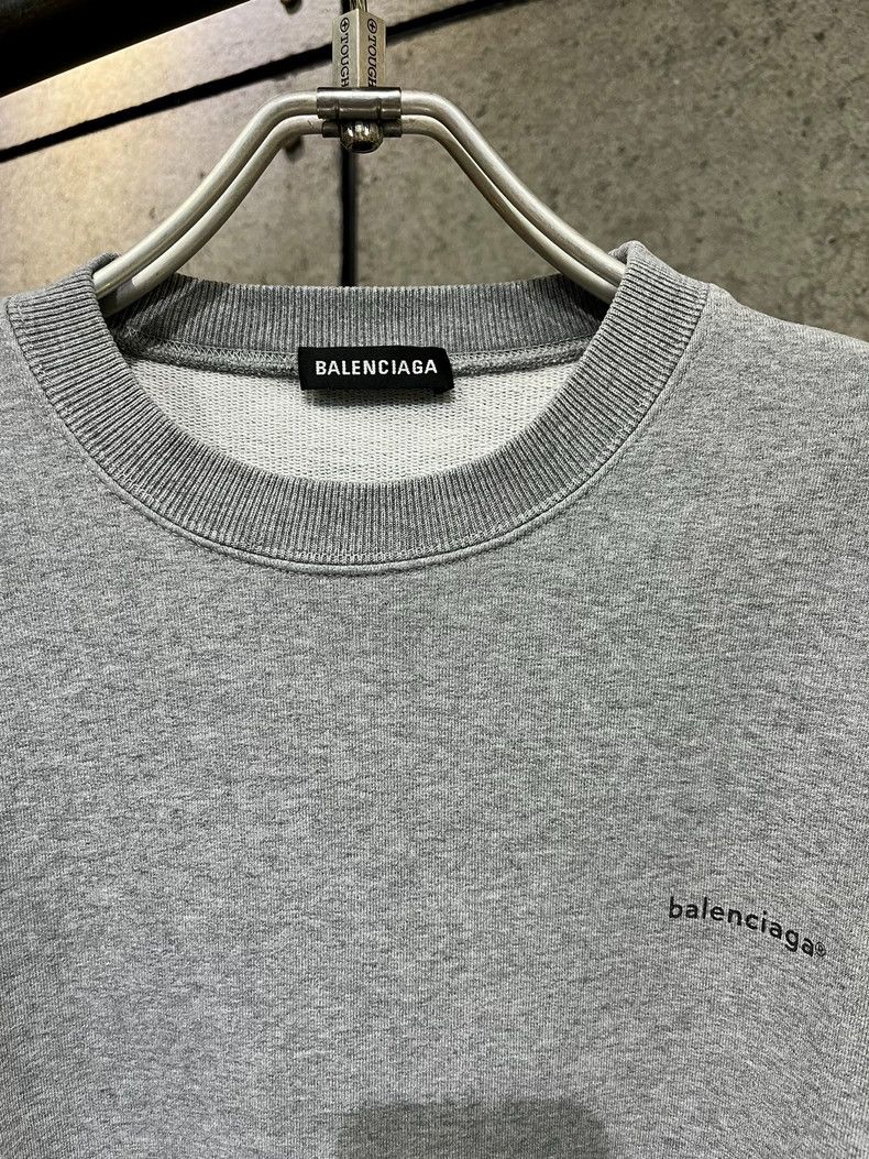 Balenciaga Balenciaga Grey round neck logo sweater Size US M / EU 48-50 / 2 - 2 Thumbnail
