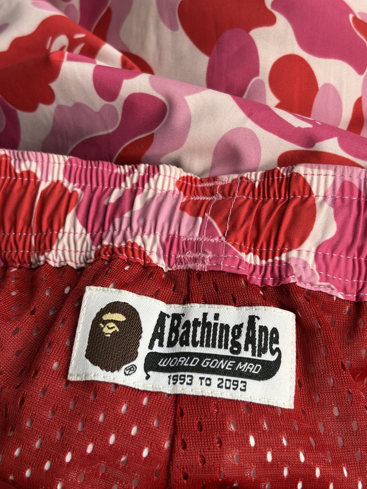 Bape BAPE ABC Camo Beach Shorts Pink Size US 30 / EU 46 - 3 Thumbnail