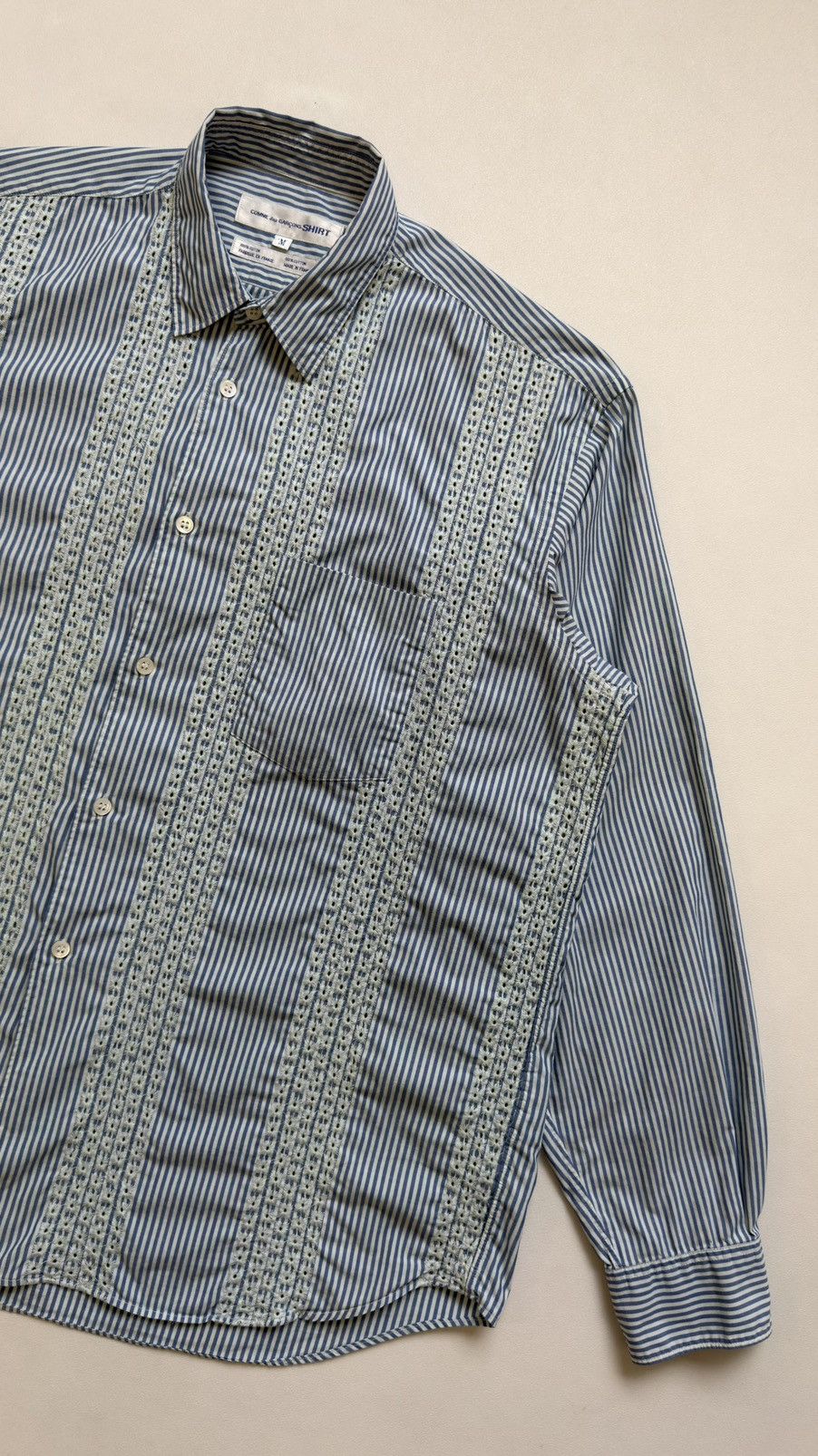 Comme des Garcons ‘Embroidered Stripe’ White/Blue Stripe Shirt Size US L / EU 52-54 / 3 - 7 Thumbnail