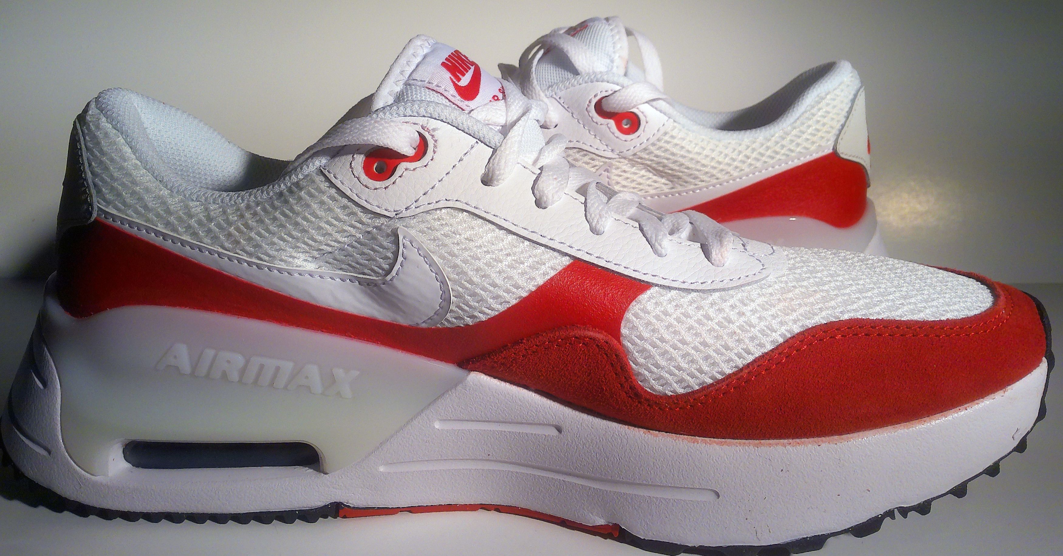 Nike Nike Air Max SYSTM White University Red New in Box Size US 11.5 / EU 44-45 - 4 Thumbnail