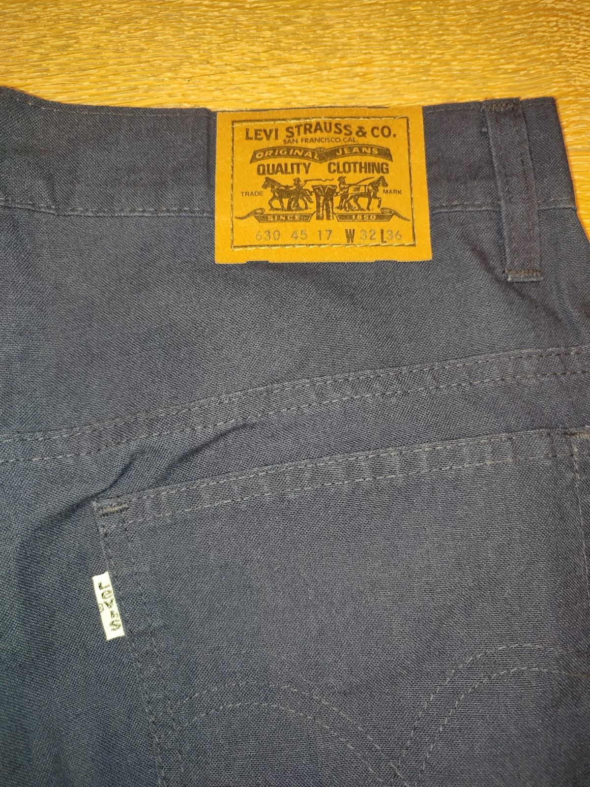 Levi's 🧵Levi’s White Tab 630-4517, 🇮🇹, 11/1984 W32 L36 Deadstock Size US 32 / EU 48 - 4 Thumbnail