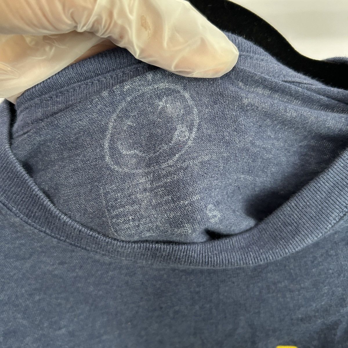 Nirvana Nirvana Dark Blue and Yellow Graphic Tee Sz Small - "Harley" Size S / US 4 / IT 40 - 24 Thumbnail