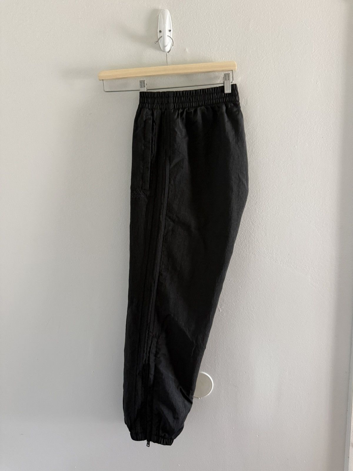 Adidas × Kanye West SAMPLE Yeezy Season 5 Adidas Calabasas Logo Mesh Track Pants Size US 32 / EU 48 - 6 Thumbnail