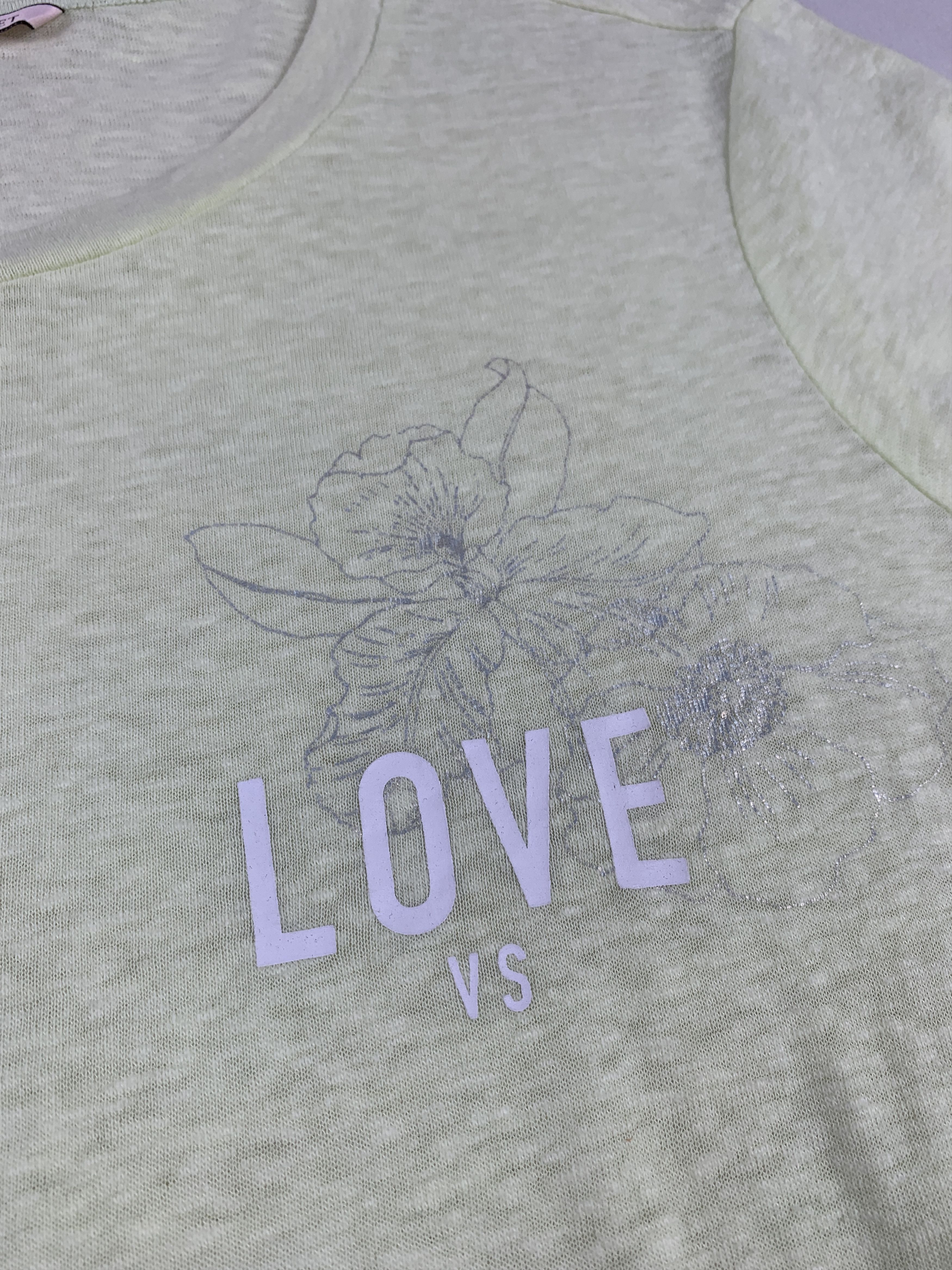 Victoria's Secret Victoria's Secret Soft Green Flower Tee (Fit M) Size M / US 6-8 / IT 42-44 - 4 Thumbnail