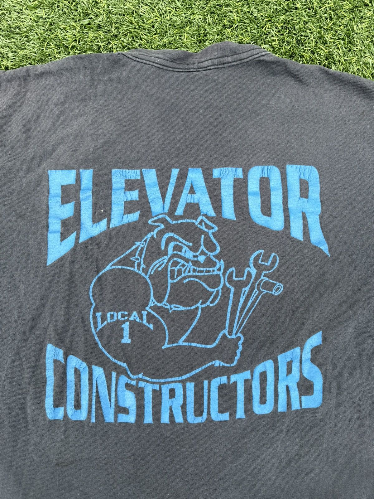 Vintage 90’s Vintage Distressed Work Wear T-Shirt Size US L / EU 52-54 / 3 - 8 Thumbnail