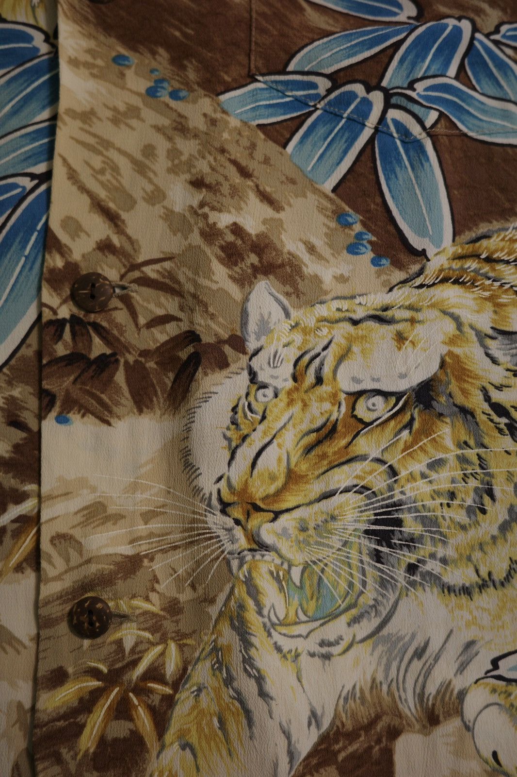 Sun Surf Sun surf toyo tiger pattern silk short sleeve shirt Size US L / EU 52-54 / 3 - 5 Thumbnail