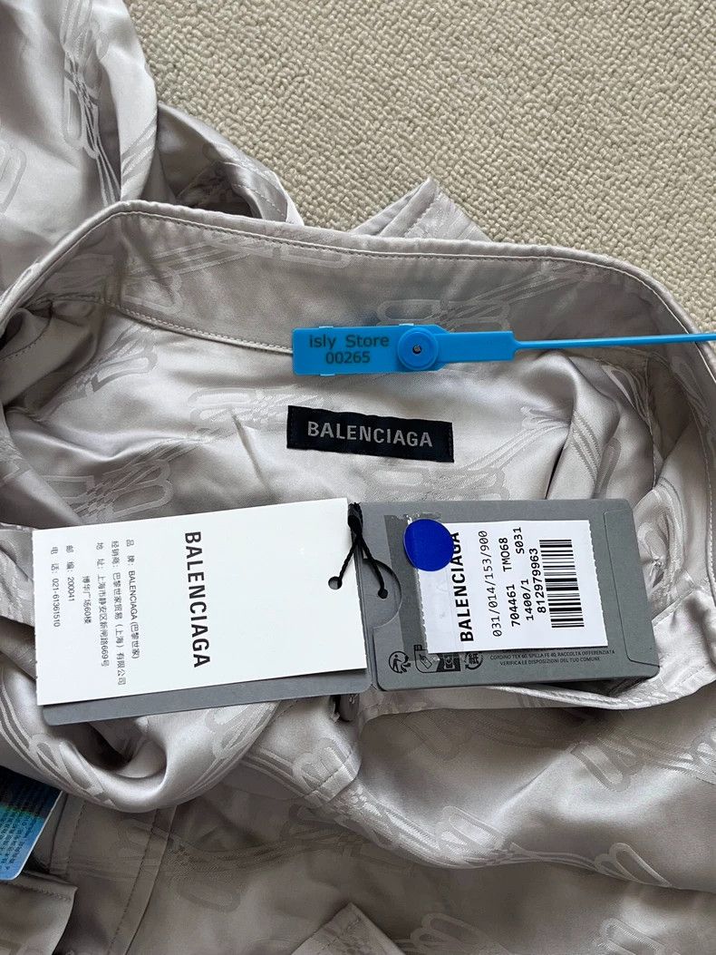 Balenciaga Balenciaga size 1 Full Letter Logo Long Sleeve Shirt Size XS / US 0-2 / IT 36-38 - 4 Thumbnail