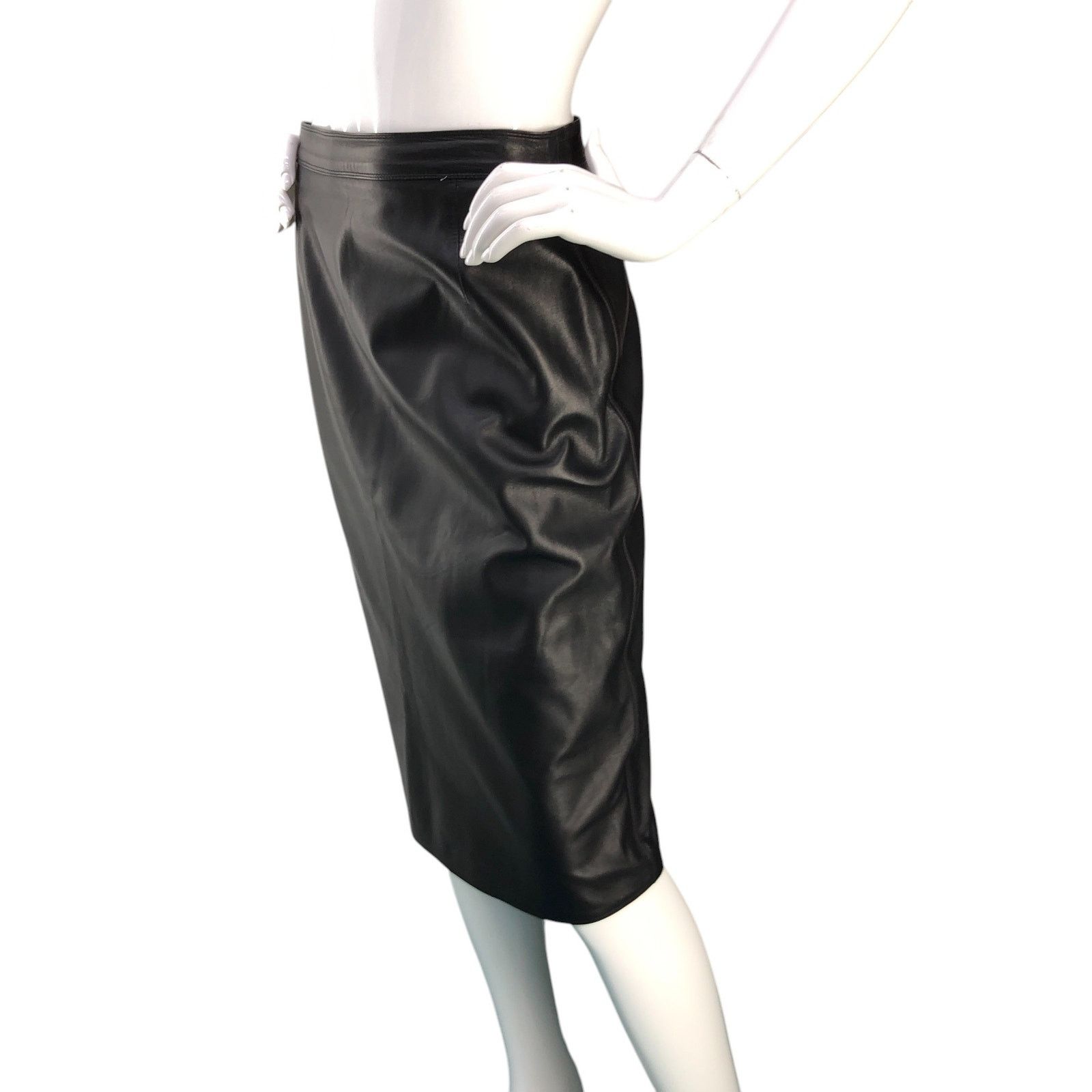 Fendi Fendissime Fendi Size 44 Skirt Leather Midi Pencil Vintage Size 28" / US 6 / IT 42 - 3 Thumbnail