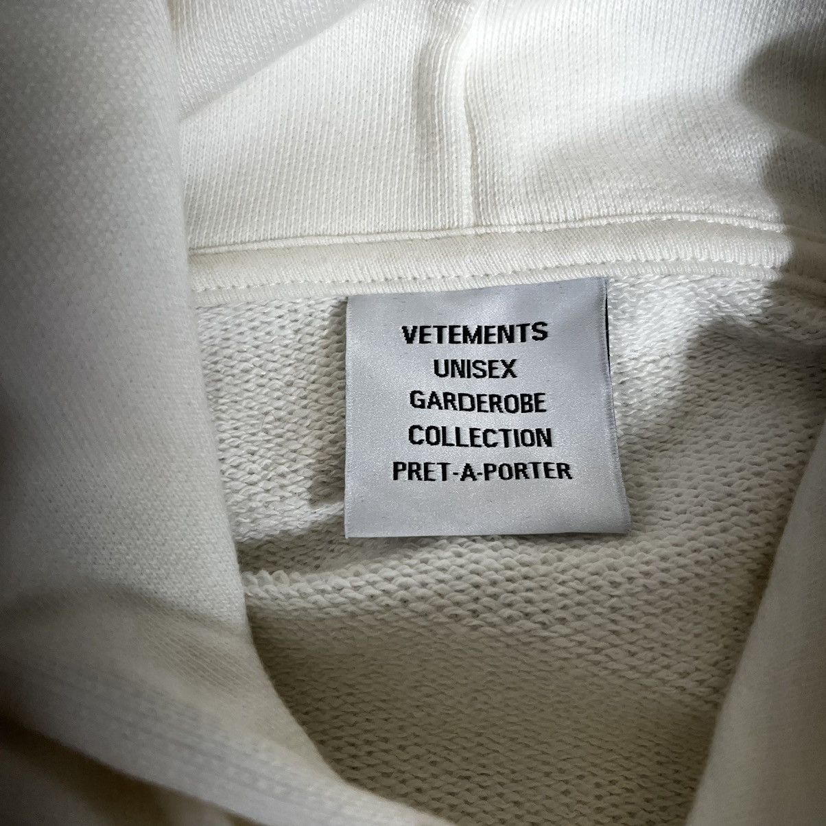 Vetements Sz XL Oversized Vetements Hoodie Limited Edition Hoodie offw Size US XL / EU 56 / 4 - 10 Thumbnail