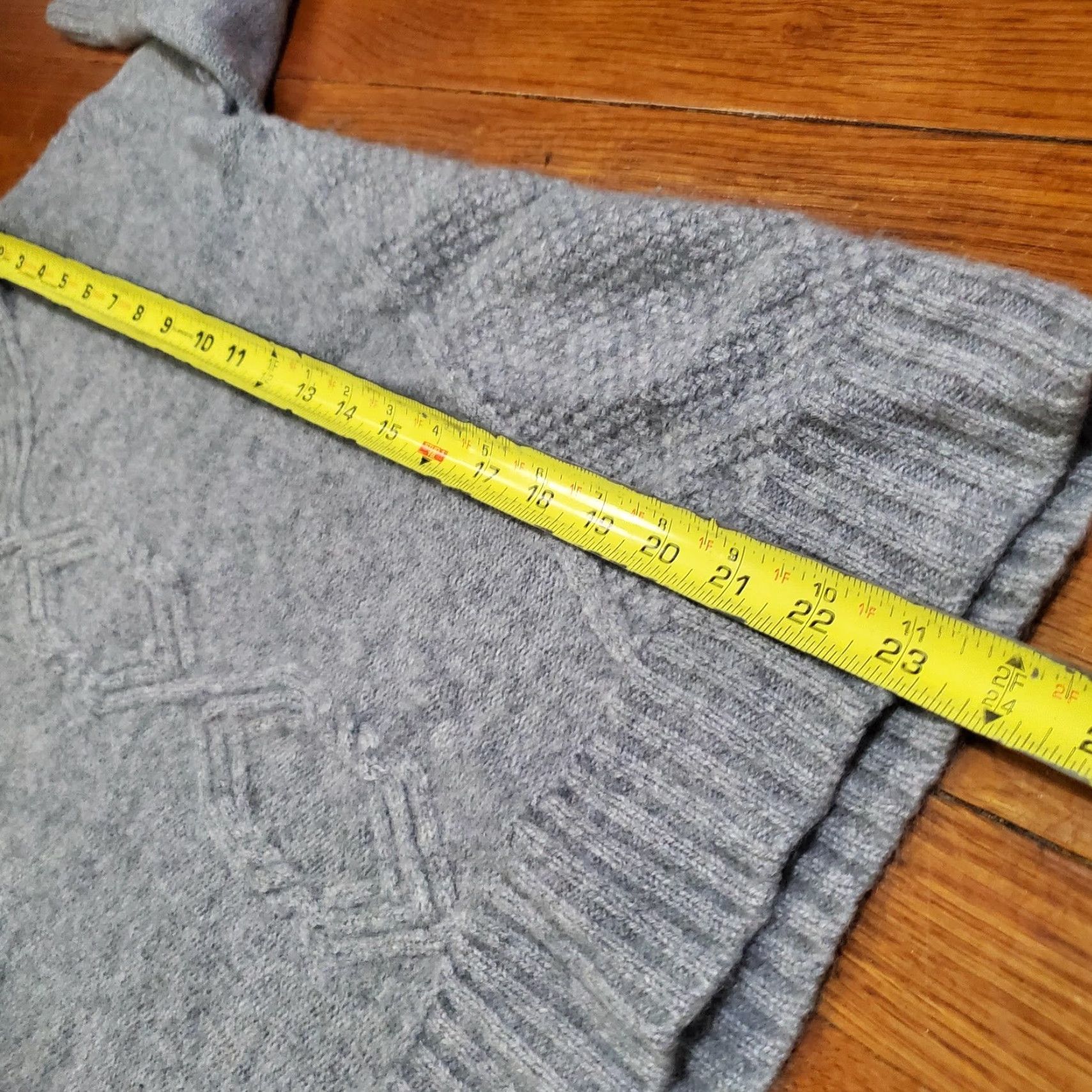 Vintage Max Studio Sweater Womens Small Gray 100% Cashmere V Neck Cable Knit Pullover Size S / US 4 / IT 40 - 6 Thumbnail