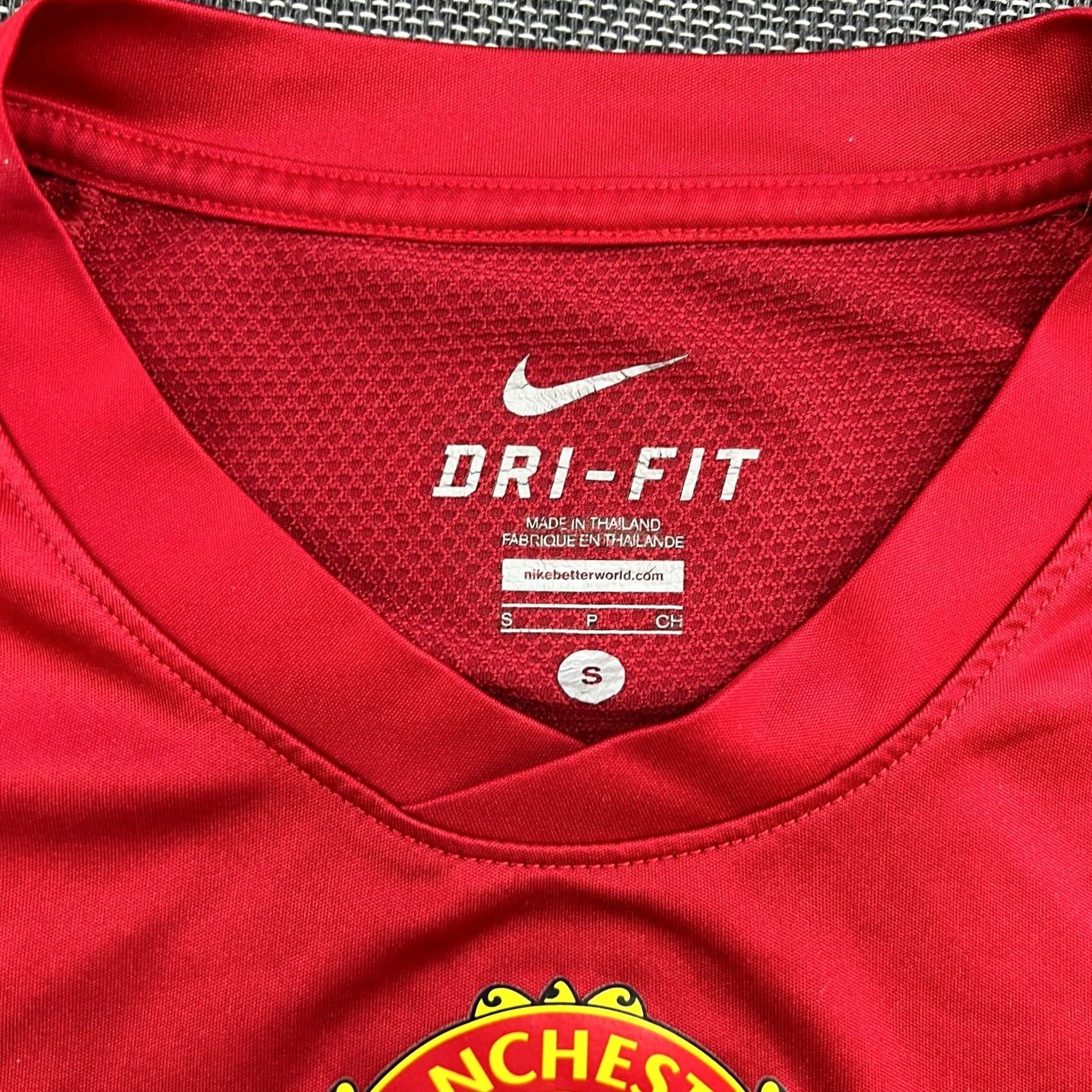 Nike Nike Manchester United 2012 2013 Training Mens Football Jersey Sz S Red Shirt Casual Athletic Mens Nike Size US S / EU 44-46 / 1 - 4 Thumbnail