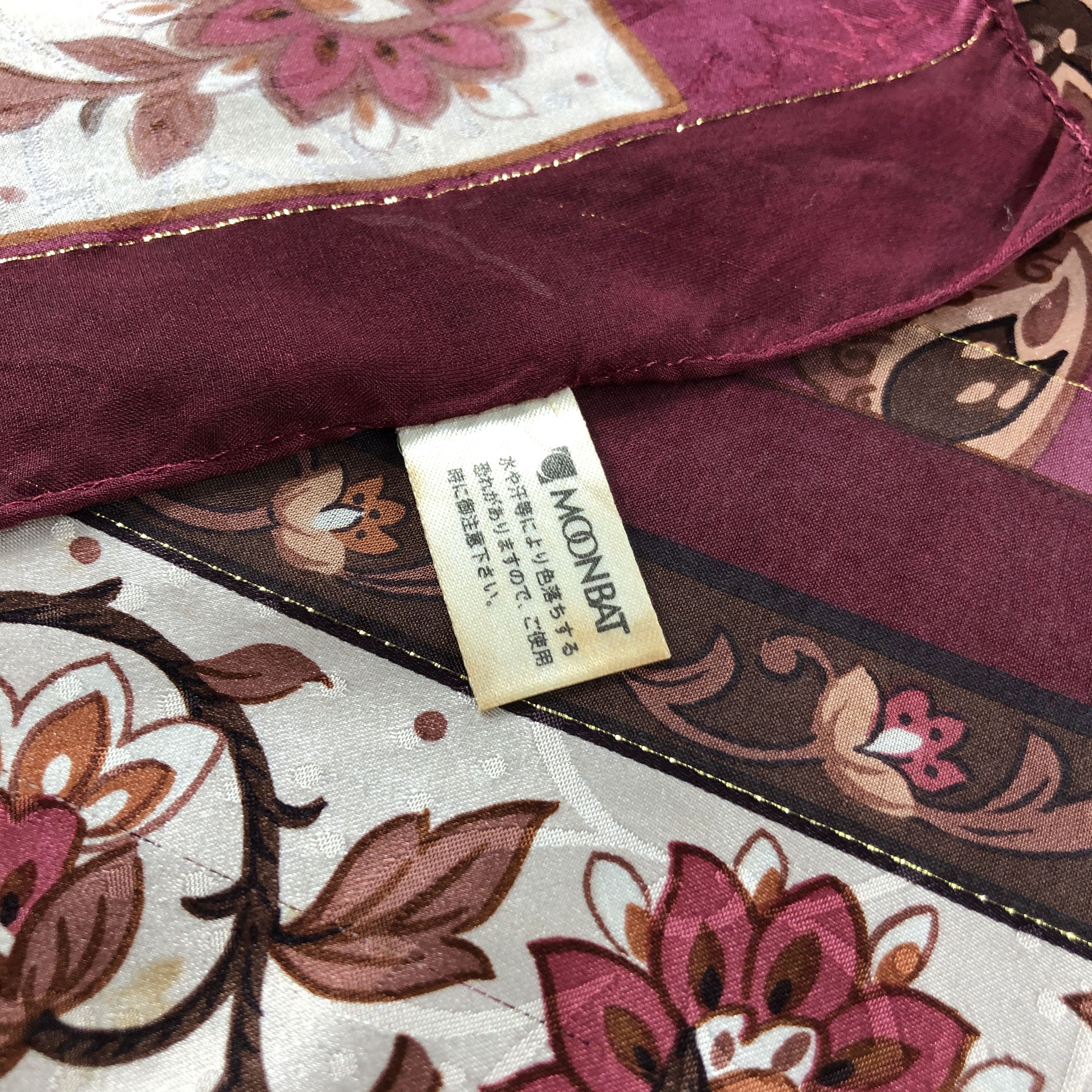Japanese Brand Vintage Luxury Floral Silk Scarf M1288 Size ONE SIZE - 5 Thumbnail
