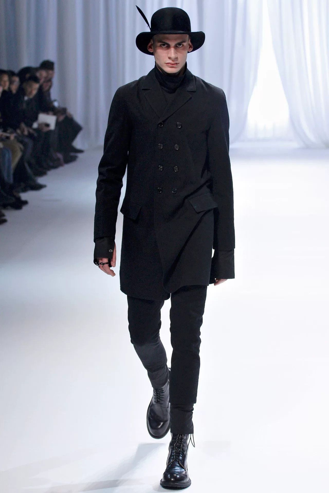 Ann Demeulemeester Ann Demeulemeester 13 Fall Runway Coat Size US XS / EU 42 / 0 - 1 Thumbnail