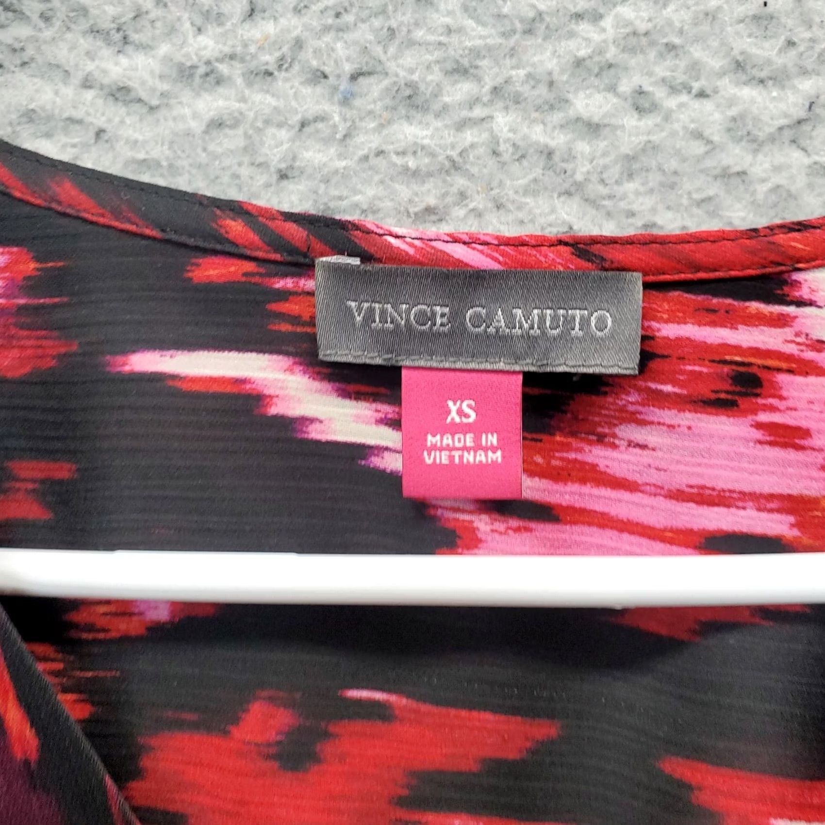 Vince Camuto Vince Camuto Blouse Shirt Women's XS Multi Oversized Long Sleeve V Neck Shirt Size XS / US 0-2 / IT 36-38 - 4 Thumbnail