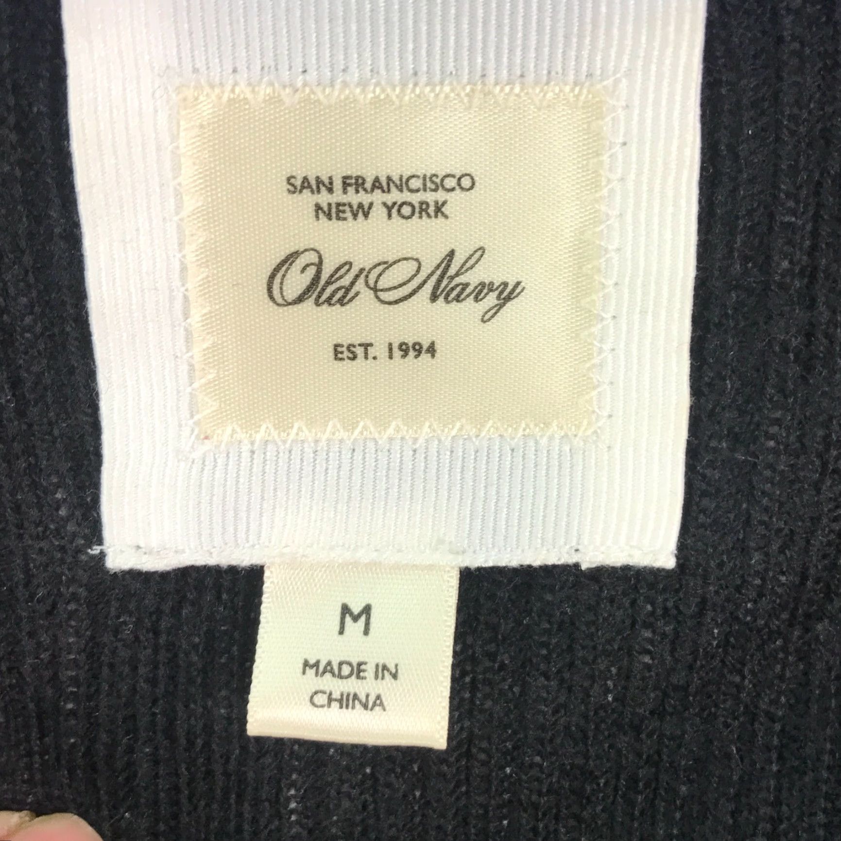 Old Navy Old Navy Est 1994 Womens Long Sleeves Button Front Black Knitted Sweater Size M Size M / US 6-8 / IT 42-44 - 3 Thumbnail