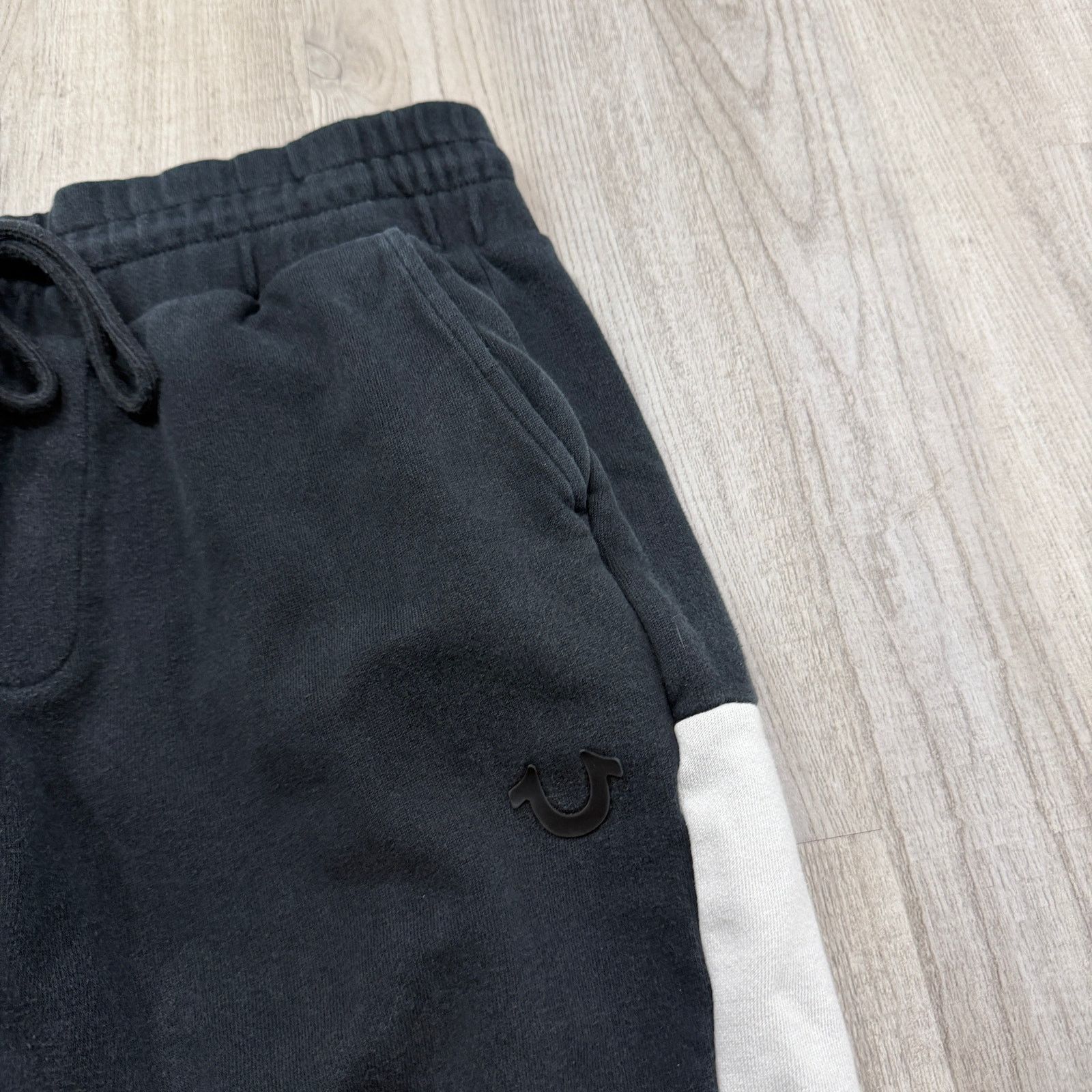 True Religion True Religion Colorblock Jogger Sweatpants Size Small Black Size US 30 / EU 46 - 4 Thumbnail
