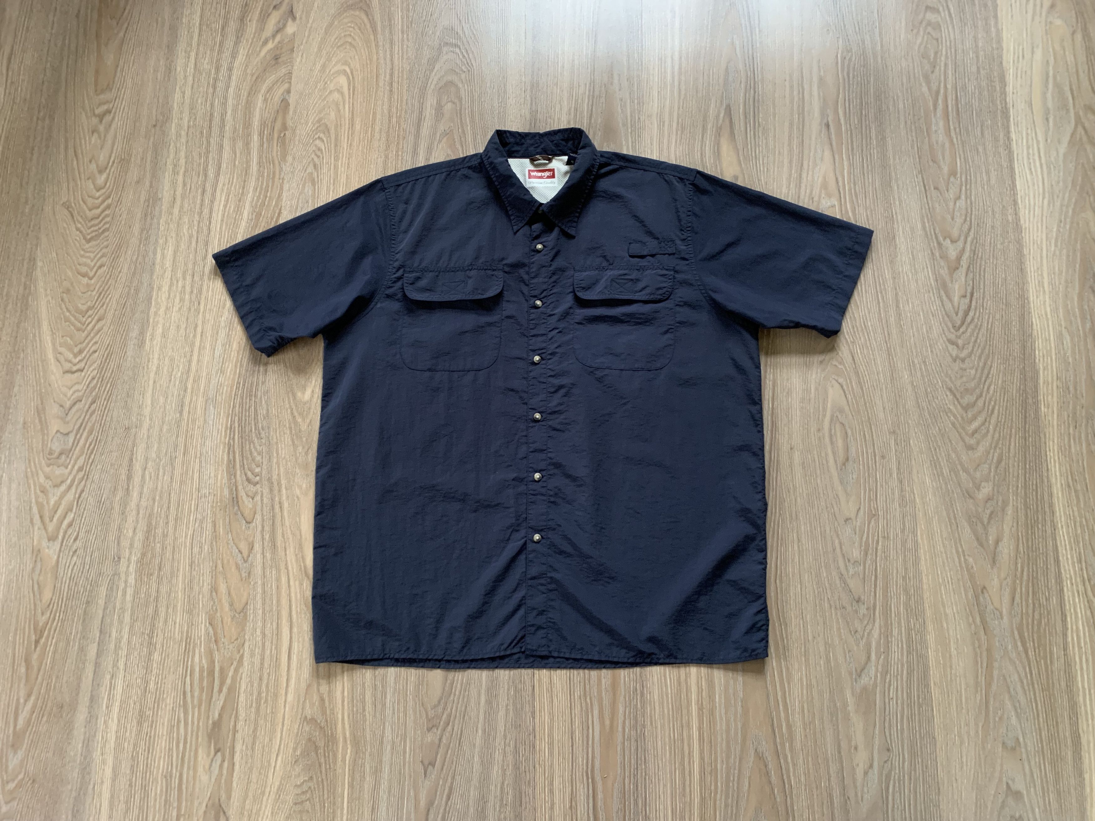 Wrangler Wrangler Short Sleeve Outdoor Shirt Size US XL / EU 56 / 4 - 1 Thumbnail