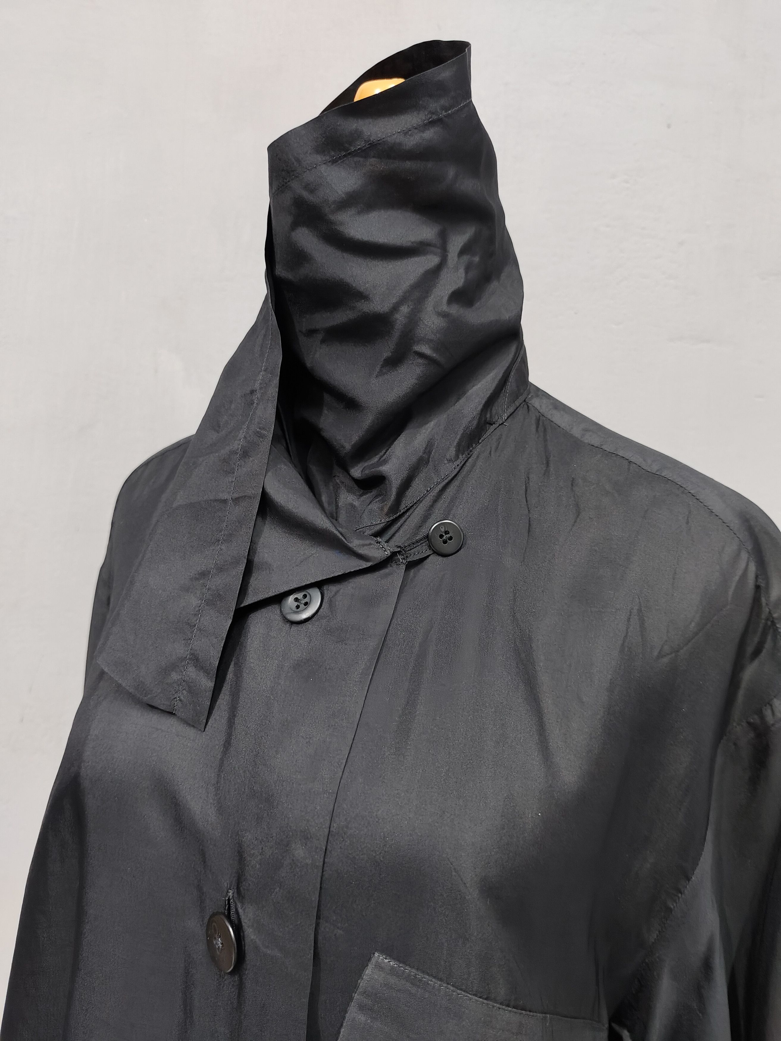 Issey Miyake 90s Issey Miyake🇯🇵 Sculptural Collar Oversized Satin Shirt Size L / US 10 / IT 46 - 4 Thumbnail