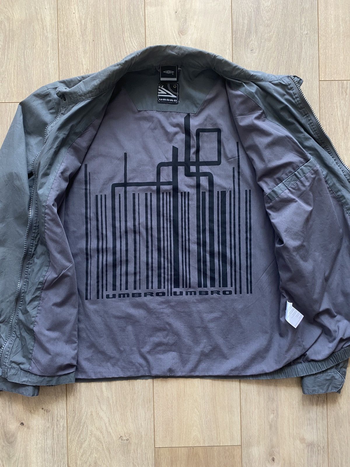 Umbro × Vintage Umbro Vintage Coach Jacket Football Archive Size US L / EU 52-54 / 3 - 3 Thumbnail