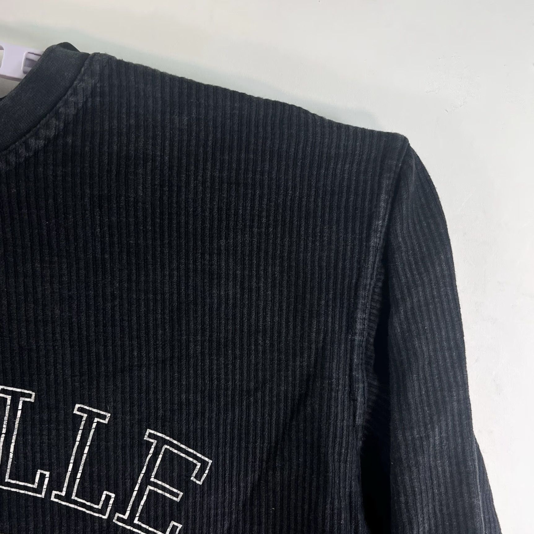 Vintage Royce Corduroy Sweatshirt Mens M Black Long Sleeve Graphic Print Crew Neck Vintage? No (use original) Size US M / EU 48-50 / 2 - 2 Thumbnail