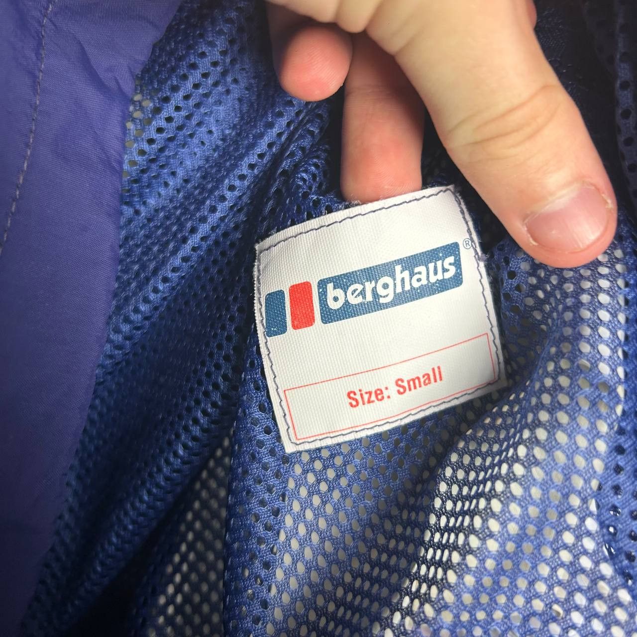 Berghaus Vintage Berghaus Small logo Gore Tex 90s England jacket Size US S / EU 44-46 / 1 - 13 Thumbnail
