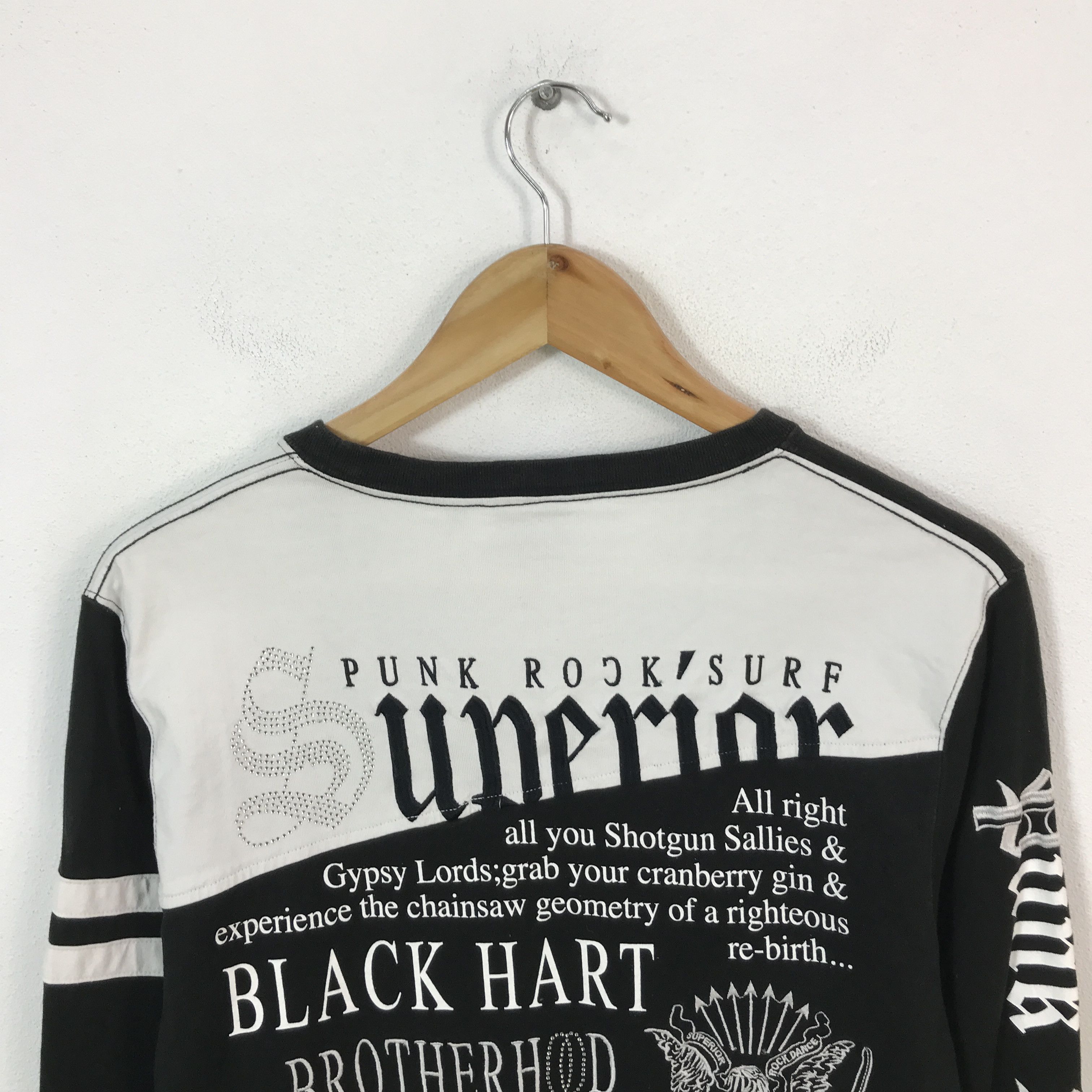 Japanese Brand more core division Embroidery Design Long sleeve T-shirt Size US L / EU 52-54 / 3 - 4 Thumbnail