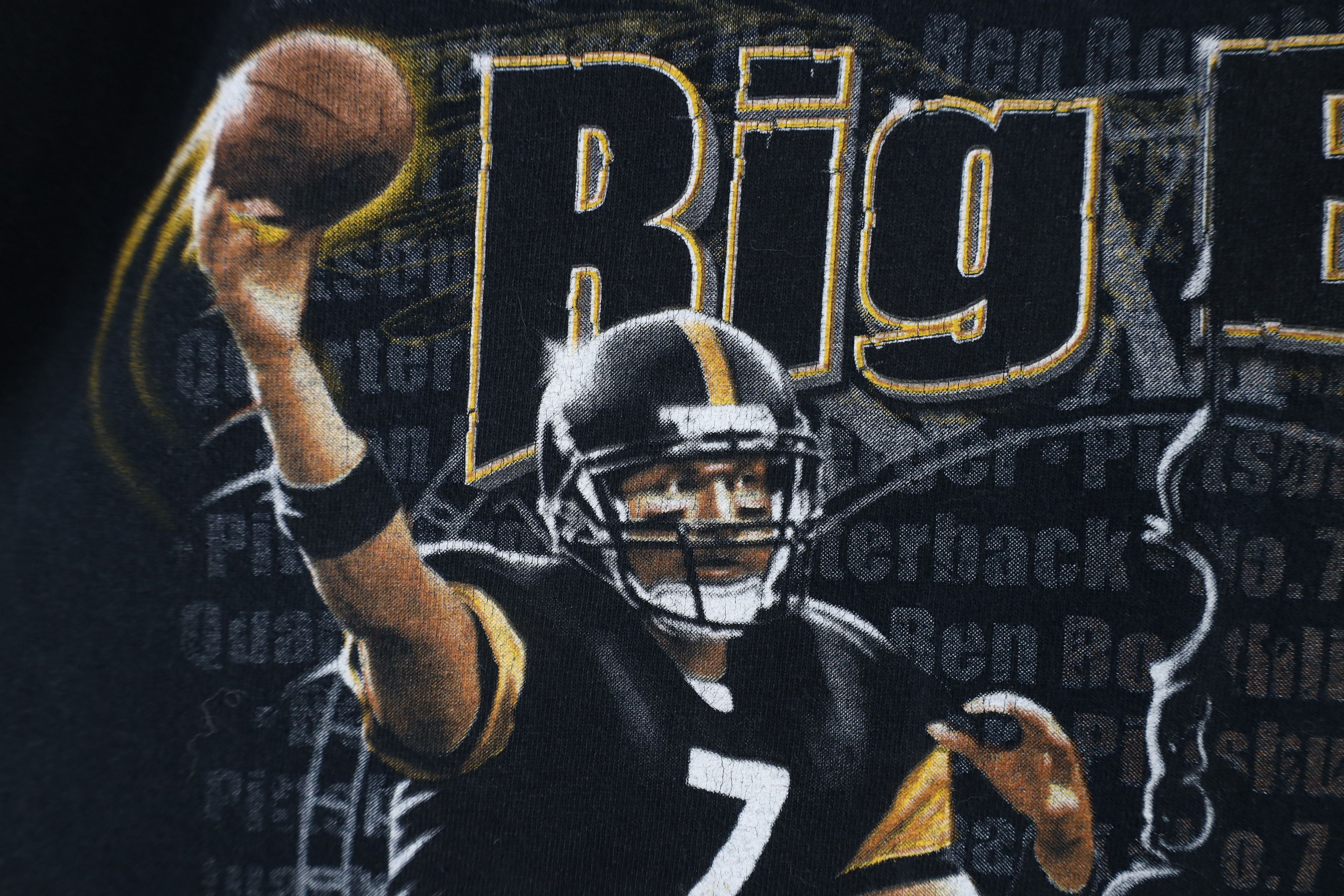 Vintage Vintage Y2K Ben Roethlisberger Pittsburgh Football T-Shirt Size US L / EU 52-54 / 3 - 5 Thumbnail