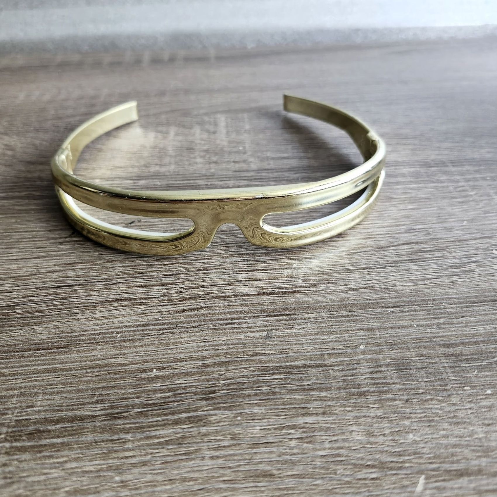 Vintage VINTAGE Superhero Glasses Plastic Wrap Around Gold One Size Regular Adults/Boys/Girls? Size ONE SIZE - 2 Thumbnail