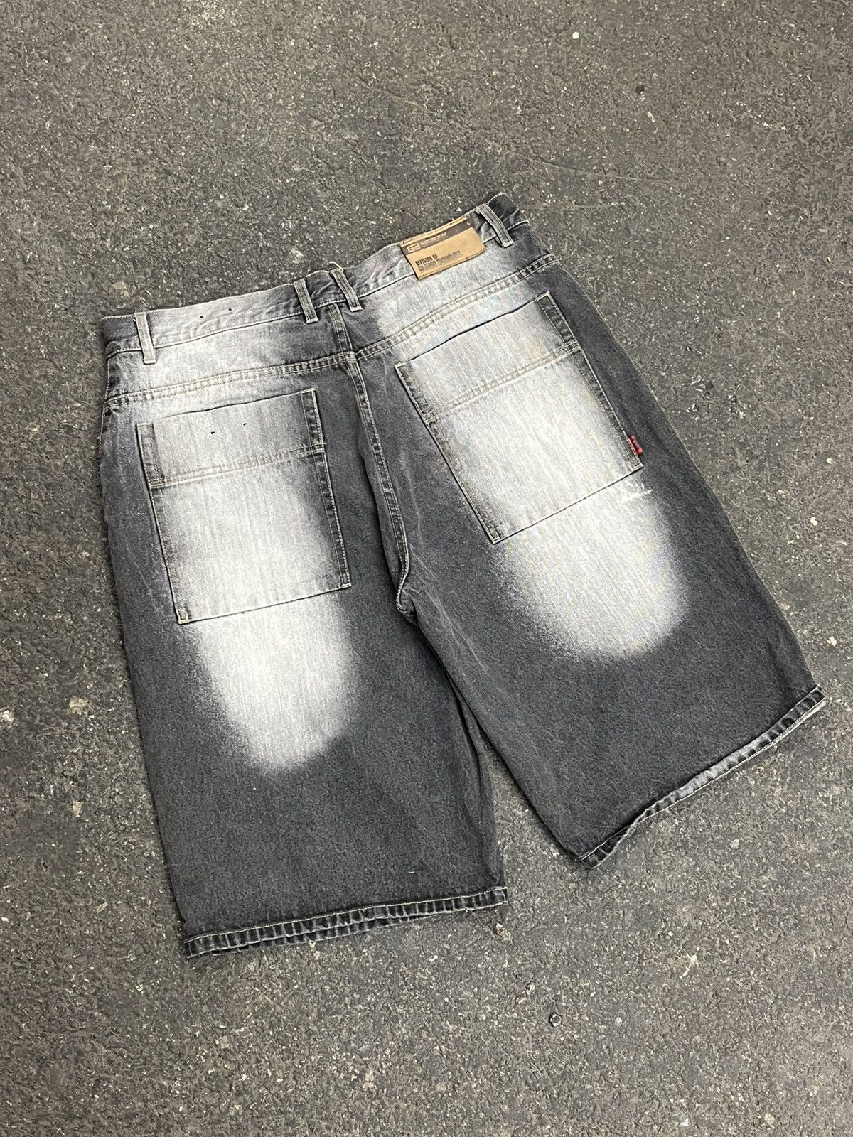 Vintage Y2k baggy fit faded black jorts hype rare southpole skater Size US 36 / EU 52 - 5 Thumbnail