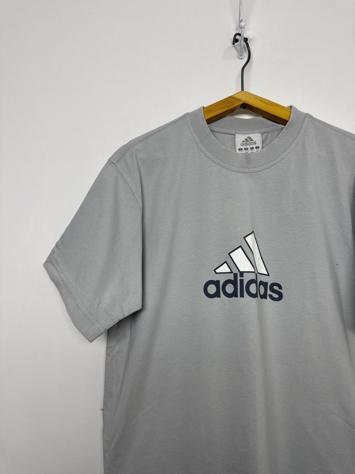 Adidas Vintage Adidas Big Logo T-Shirt 90’s Size US S / EU 44-46 / 1 - 6 Thumbnail